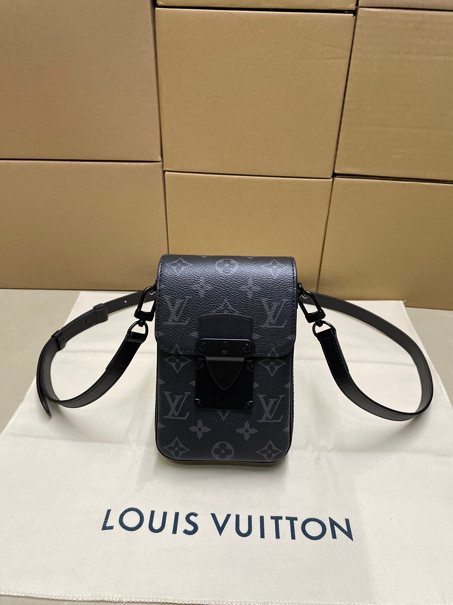 LuxluxHouse Best Quality Bags Louis Vuitton Men