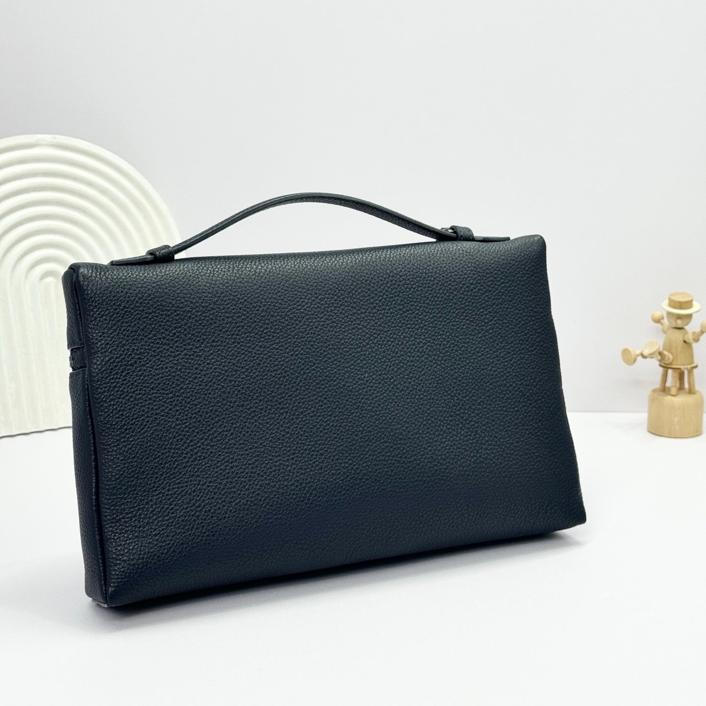 LuxluxHouse Best Quality Bags Loro Piana Women