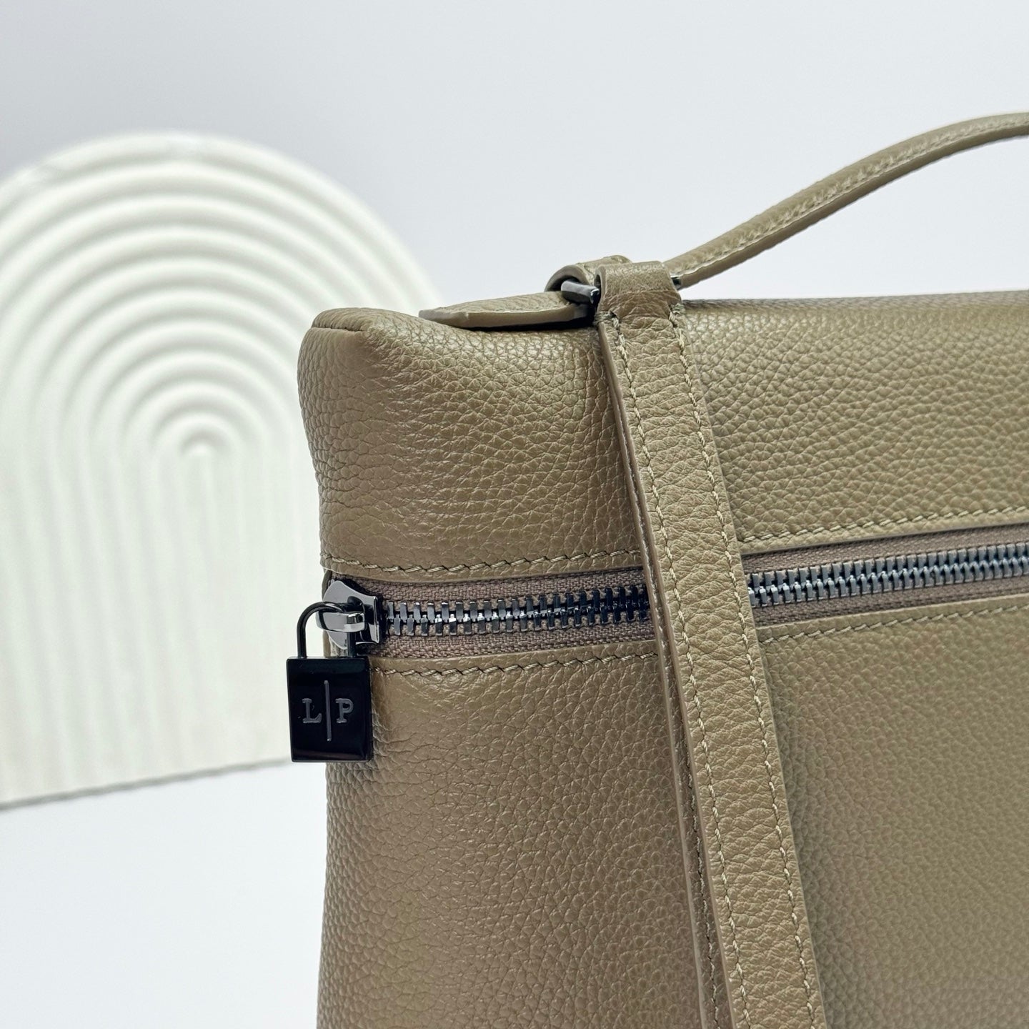 LuxluxHouse Best Quality Bags Loro Piana Women