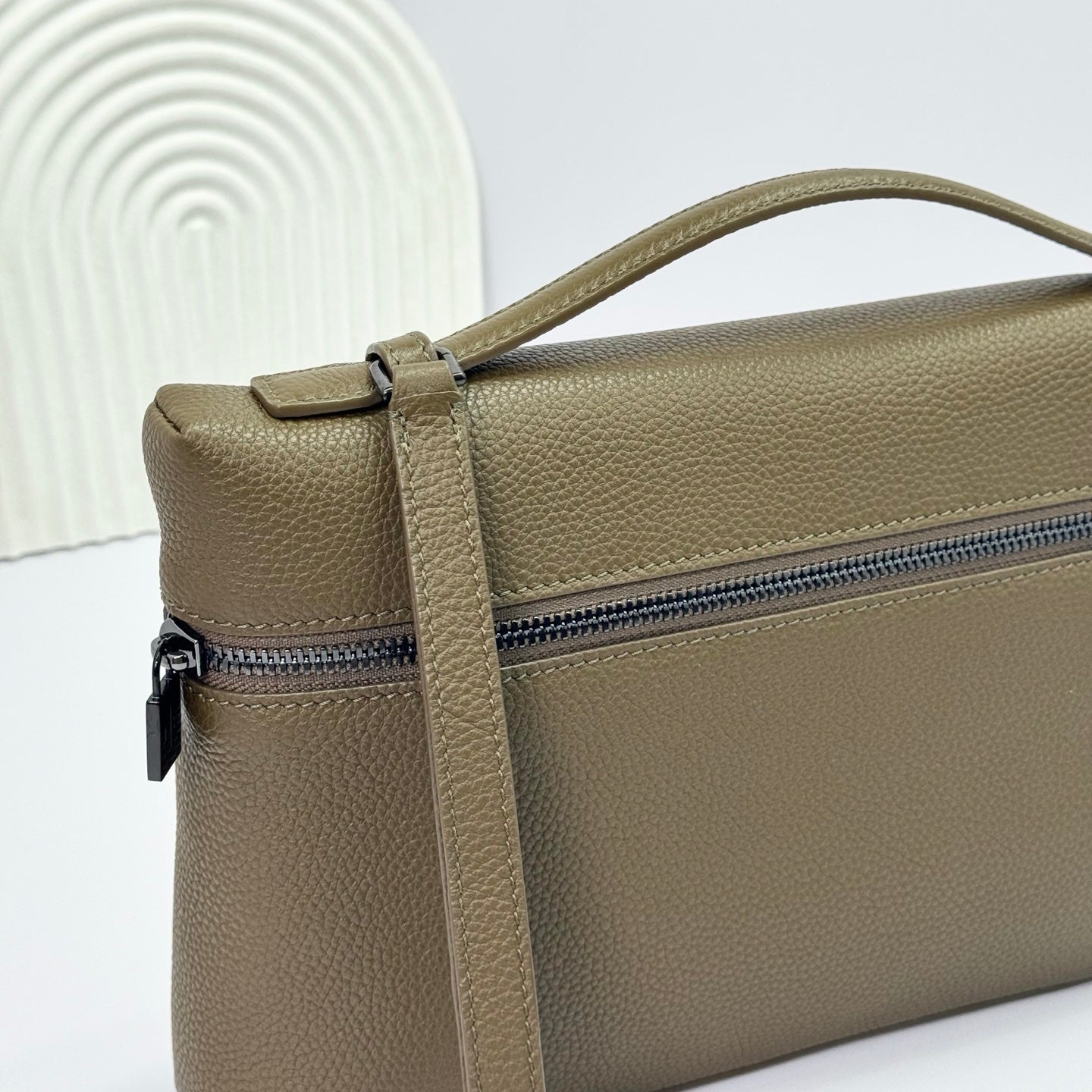 LuxluxHouse Best Quality Bags Loro Piana Women