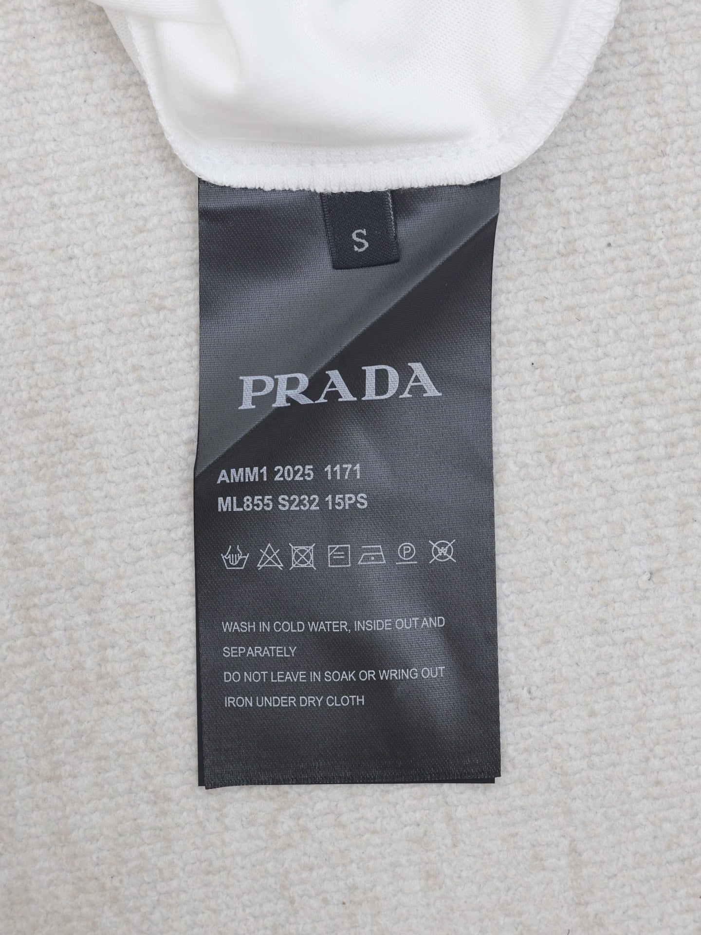 LuxluxHouse Best Quality Clothes T-shirt Prada
