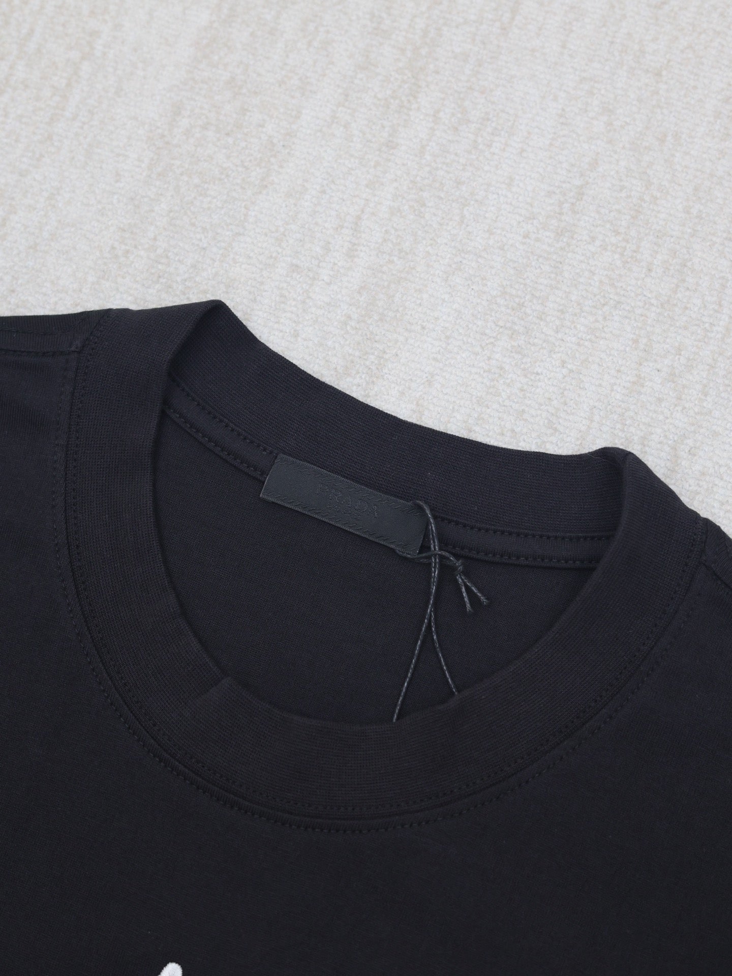 LuxluxHouse Best Quality Clothes T-shirt Prada