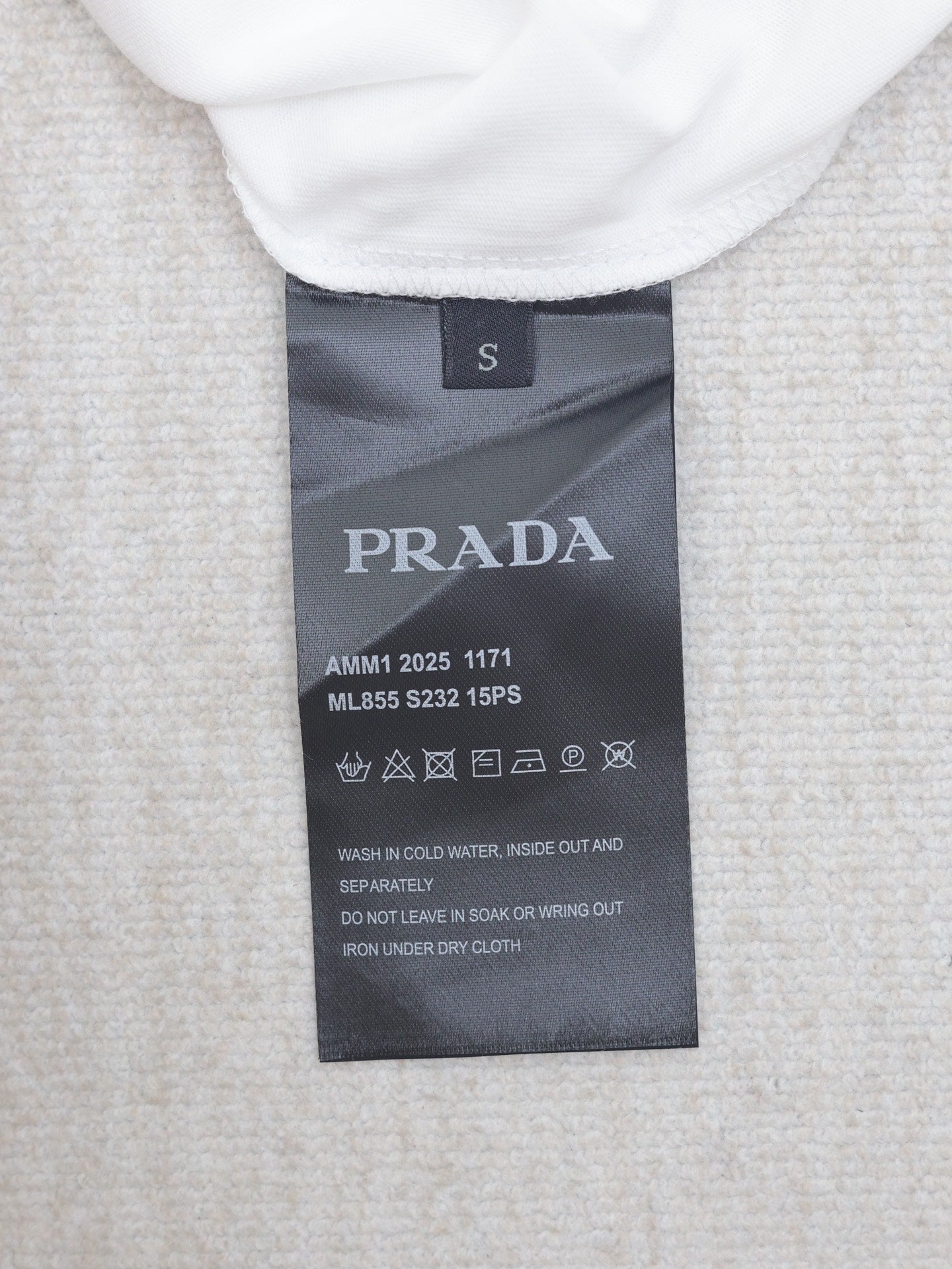 LuxluxHouse Best Quality Clothes T-shirt Prada