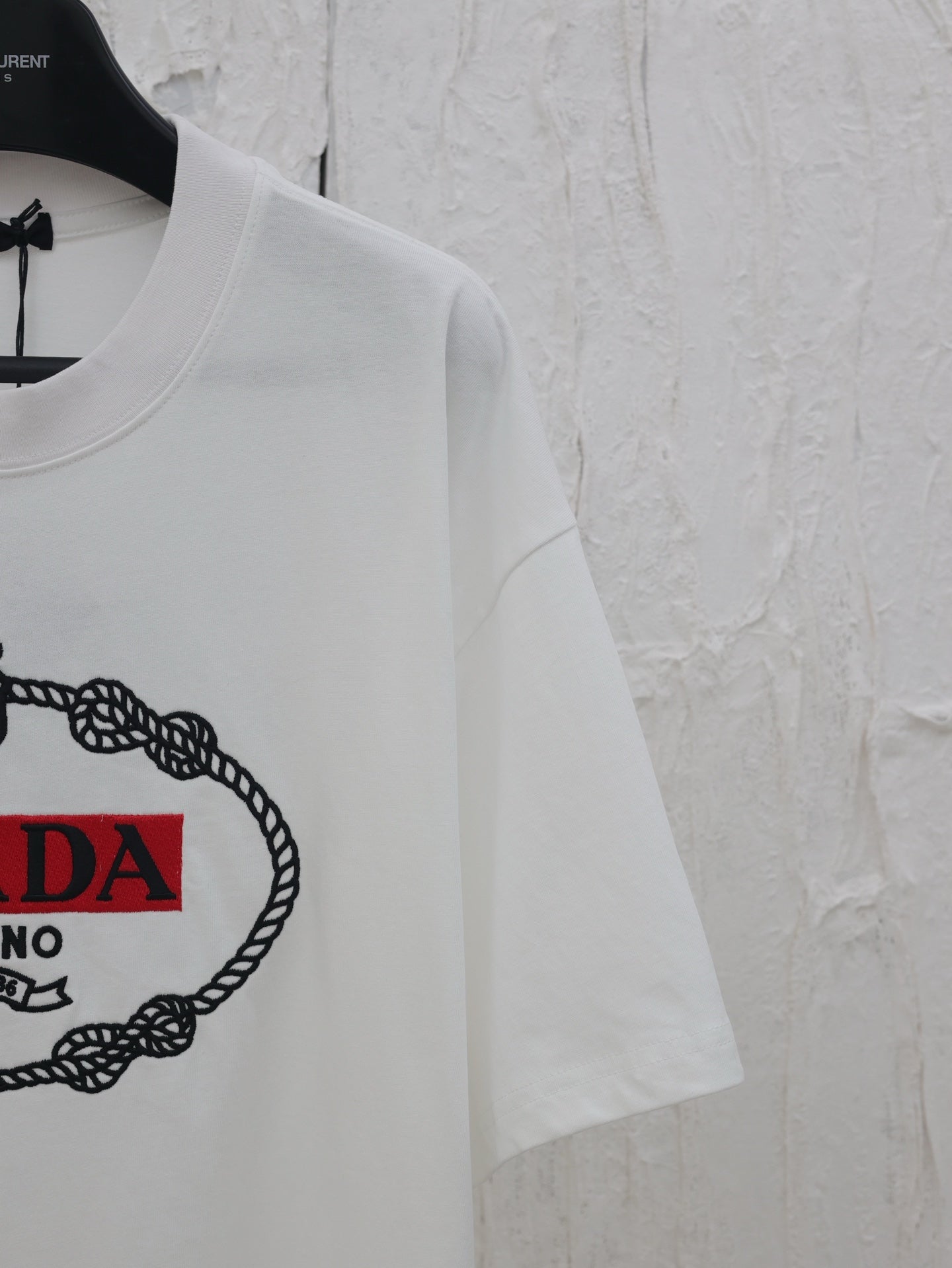 LuxluxHouse Best Quality Clothes T-shirt Prada