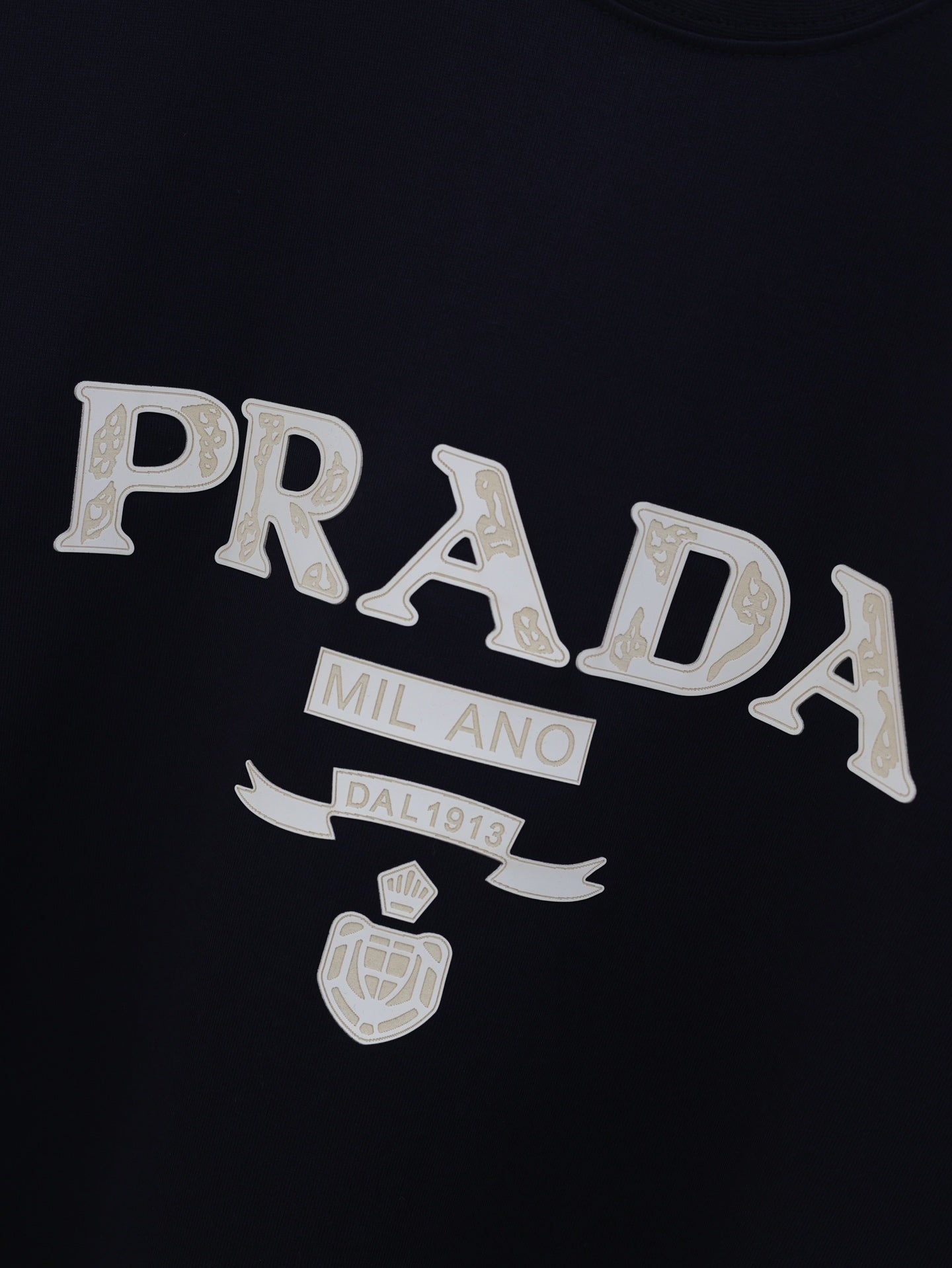 LuxluxHouse Best Quality Clothes T-shirt Prada