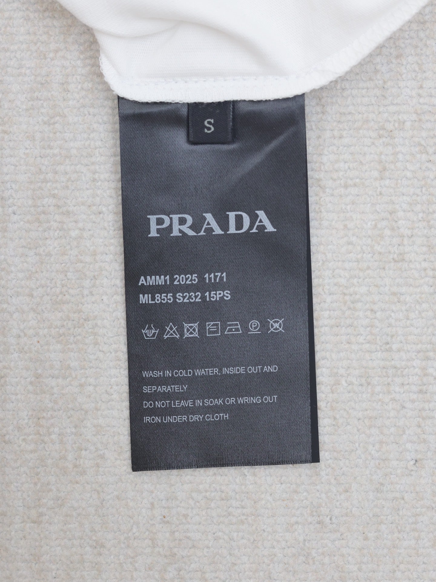 LuxluxHouse Best Quality Clothes T-shirt Prada