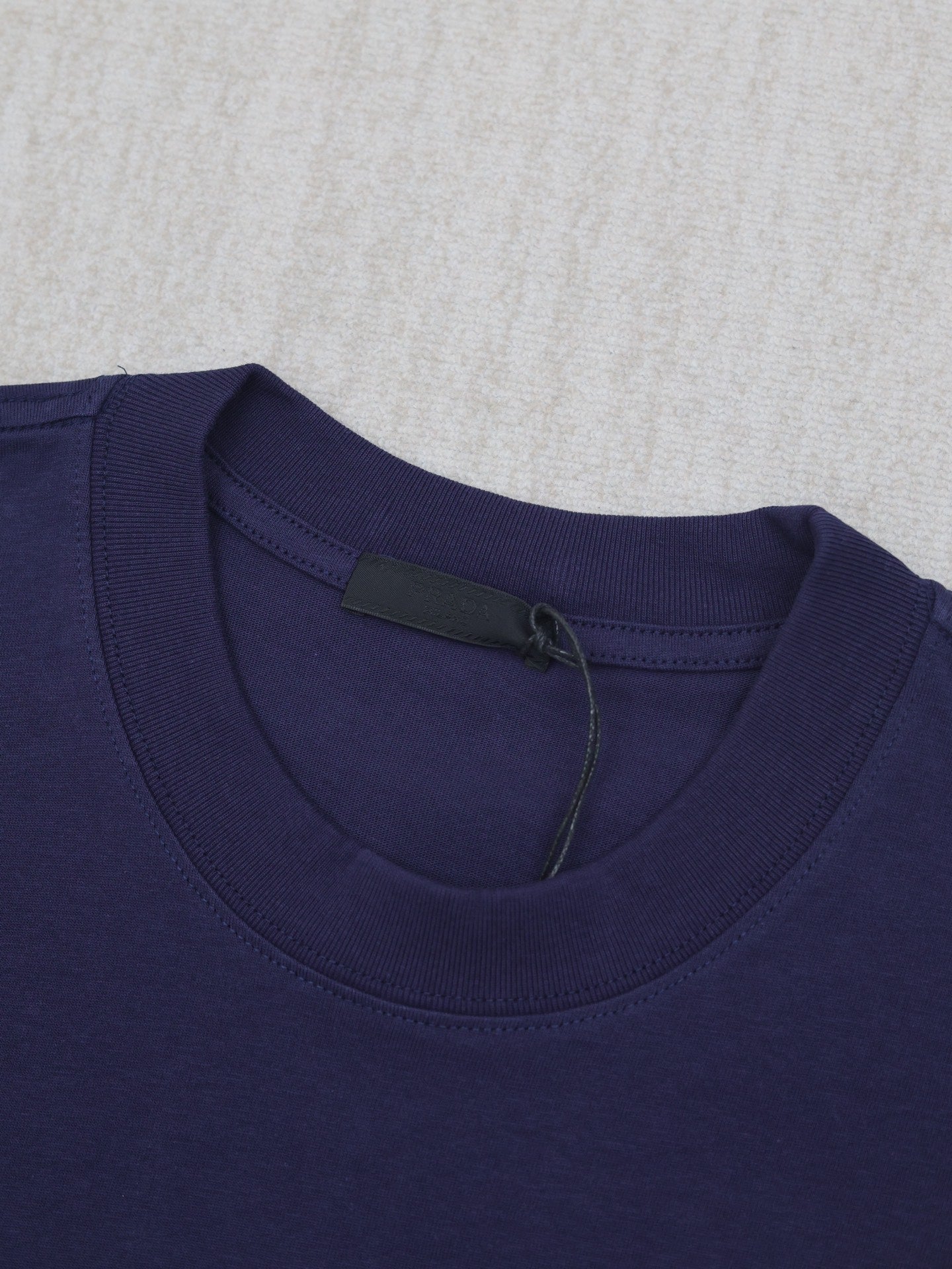 LuxluxHouse Best Quality Clothes T-shirt Prada