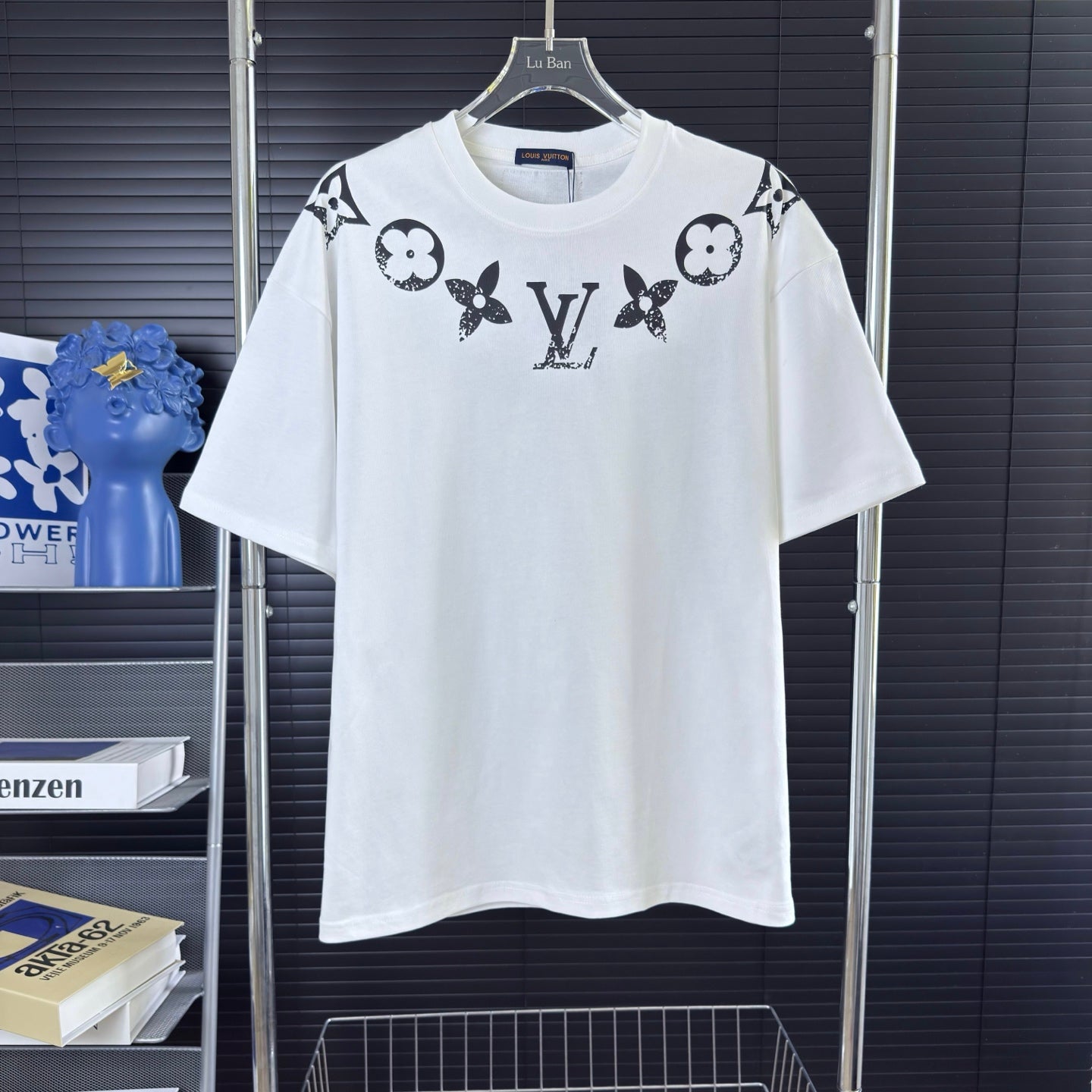 LuxluxHouse Best Quality Clothes T-shirt Louis Vuitton
