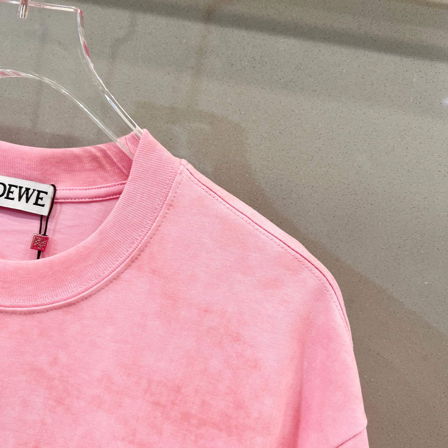 LuxluxHouse Best Quality Clothes T-shirt Loewe