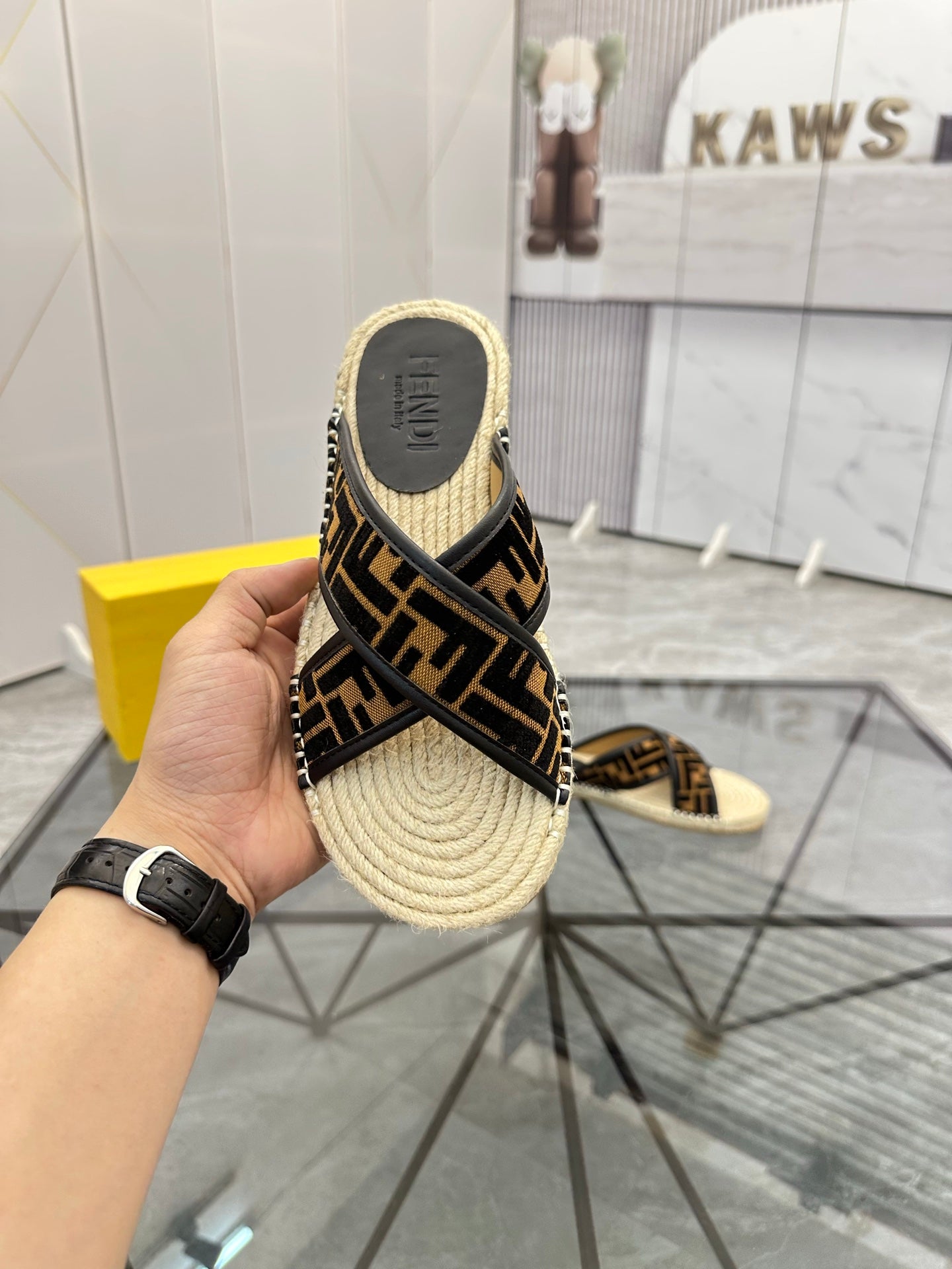 LuxluxHouse Best Quality Sandals Fendi