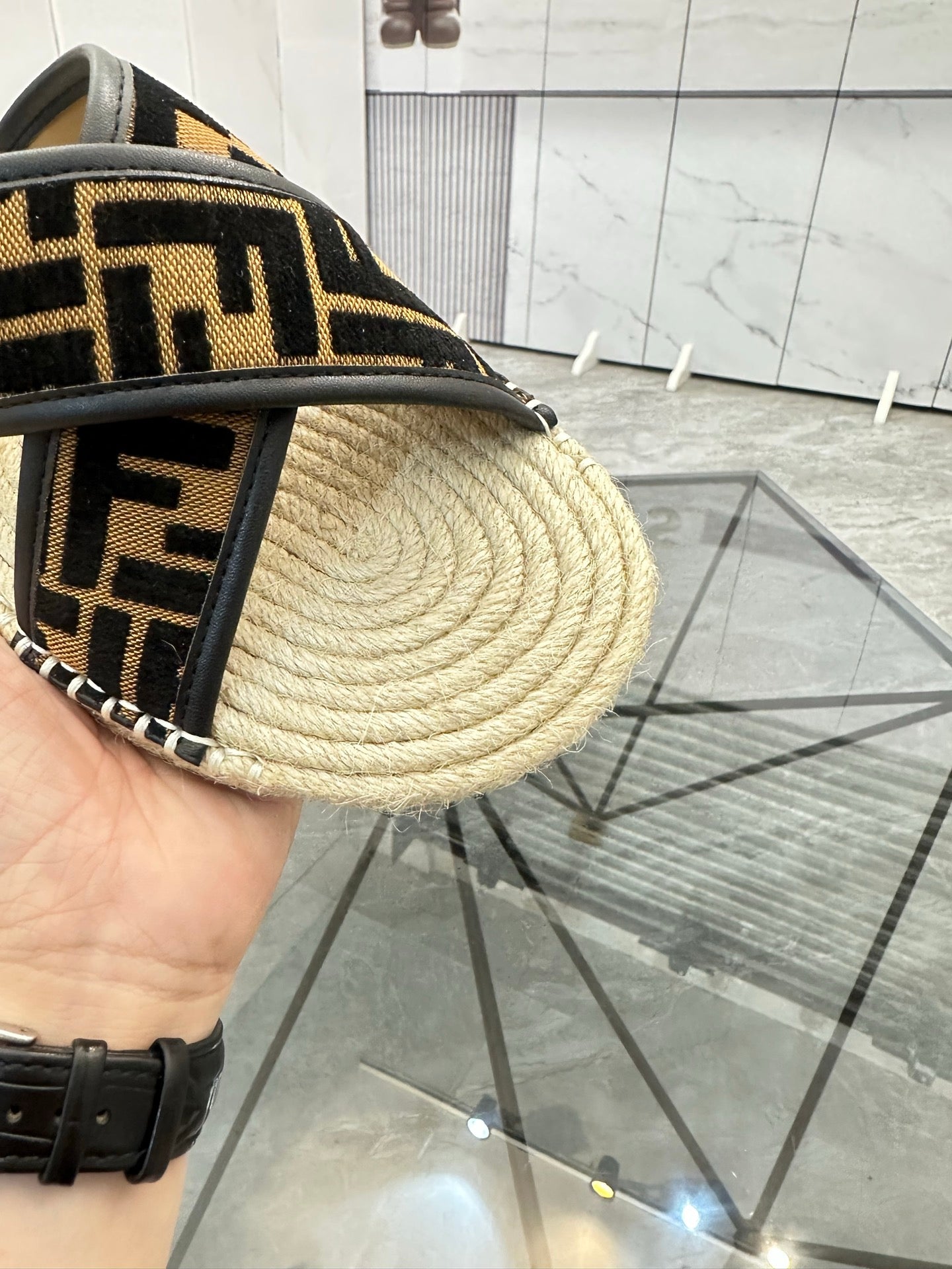 LuxluxHouse Best Quality Sandals Fendi