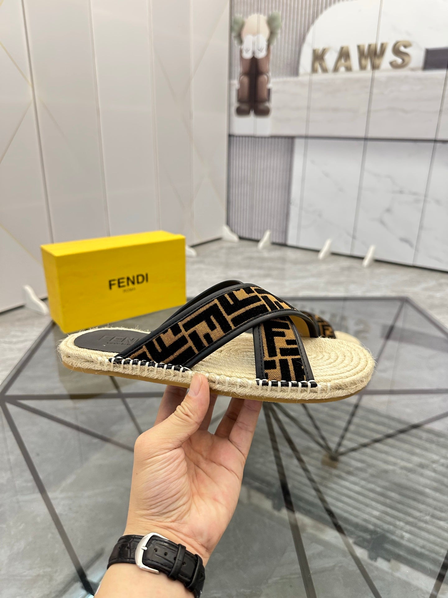 LuxluxHouse Best Quality Sandals Fendi