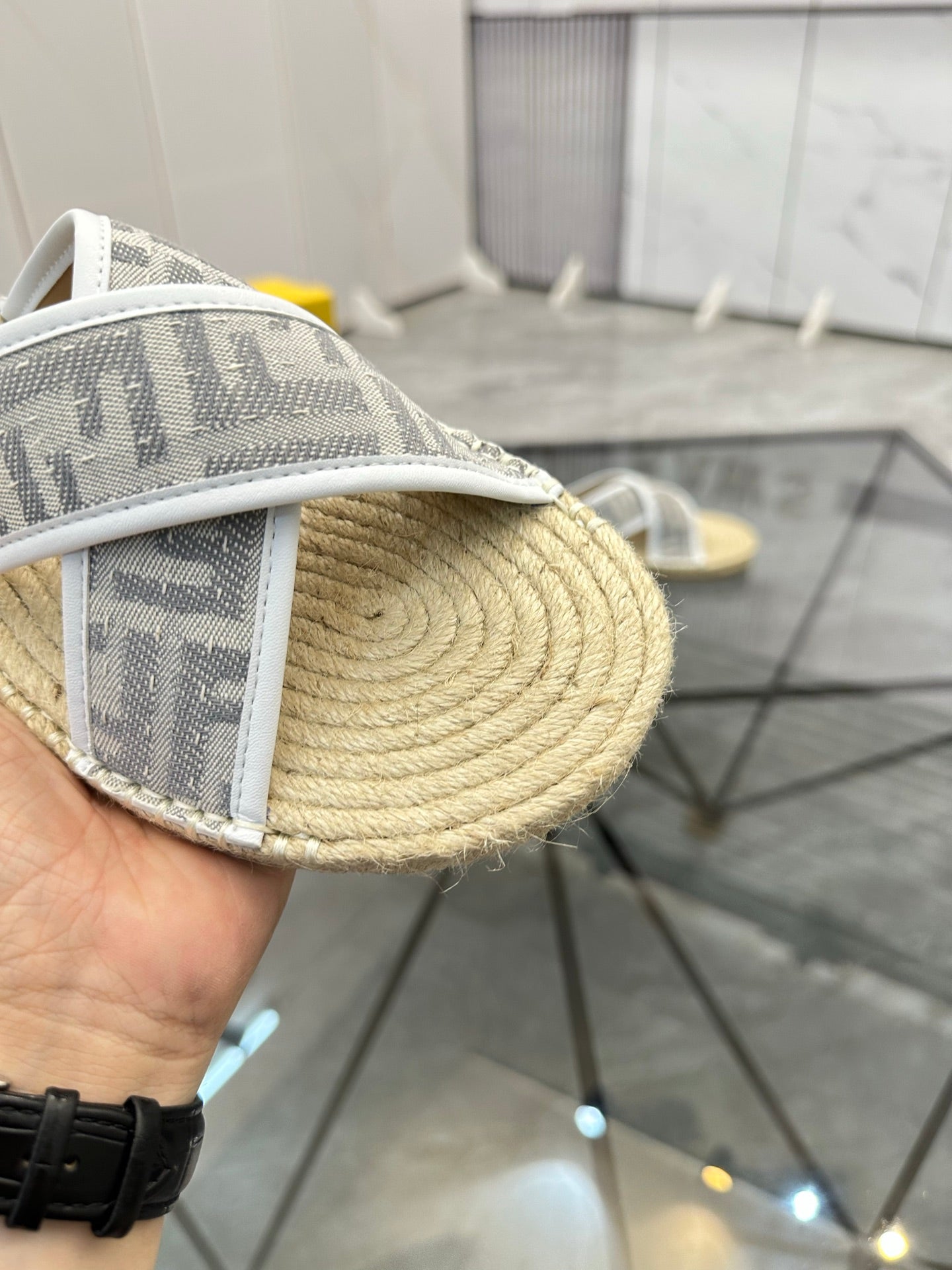 LuxluxHouse Best Quality Sandals Fendi