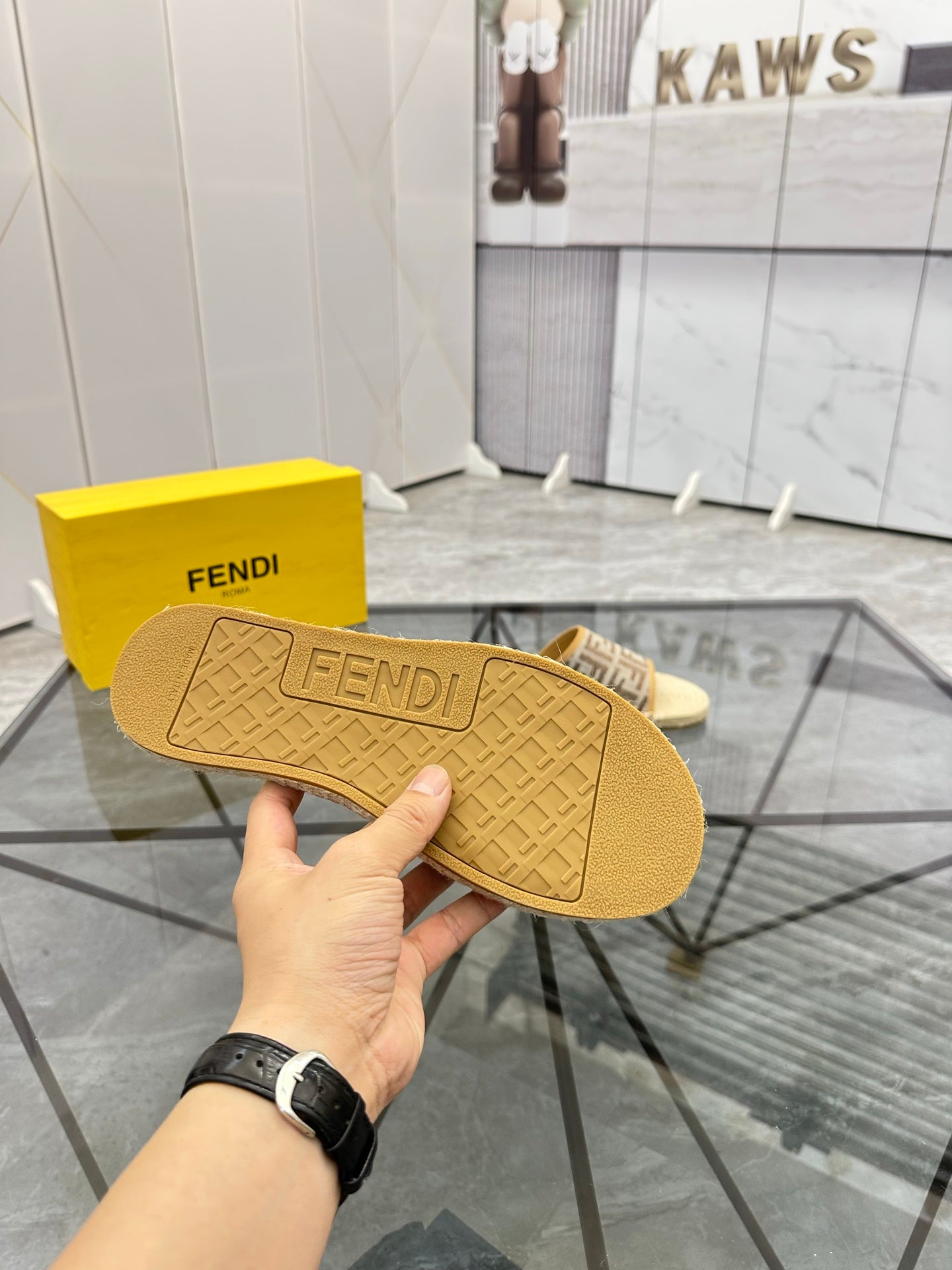 LuxluxHouse Best Quality Sandals Fendi