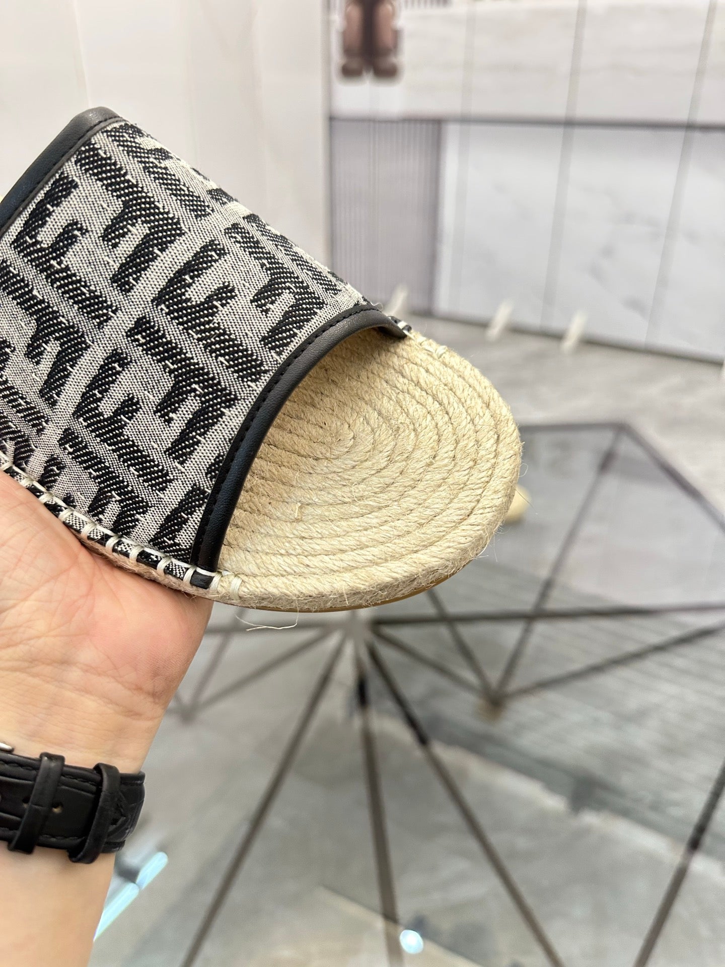 LuxluxHouse Best Quality Sandals Fendi