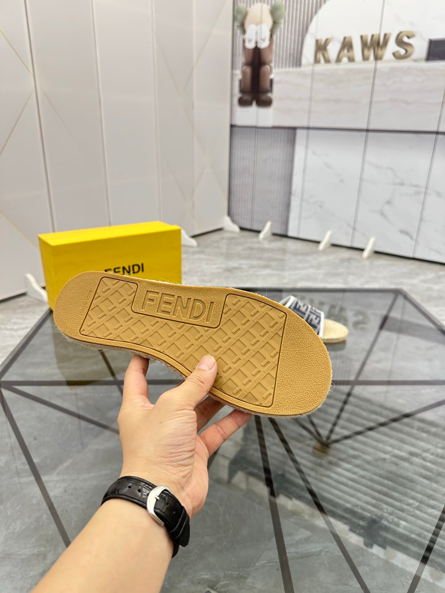 LuxluxHouse Best Quality Sandals Fendi