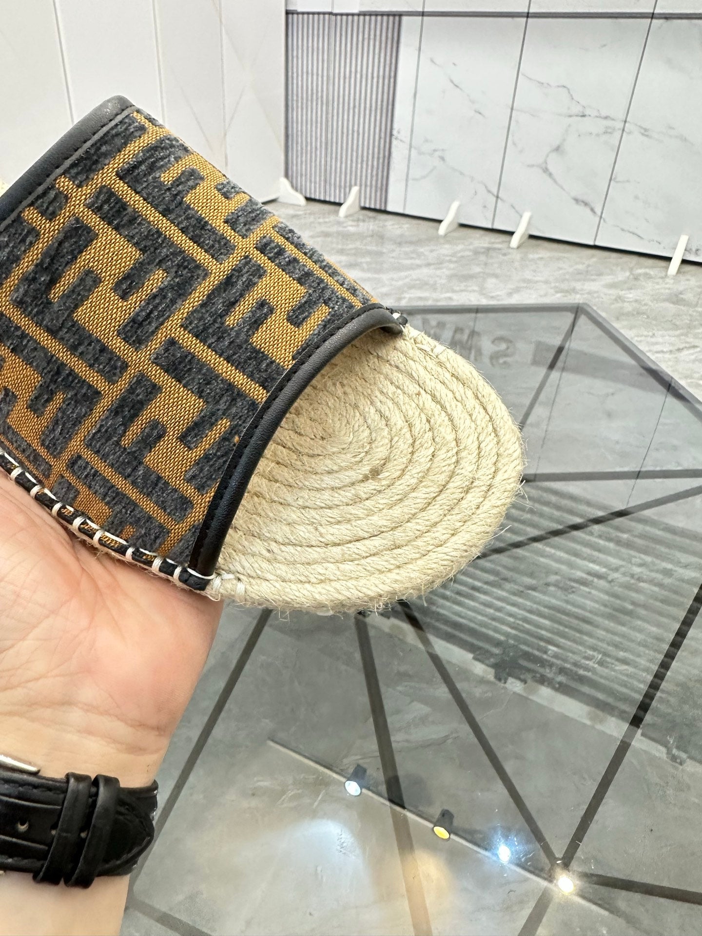 LuxluxHouse Best Quality Sandals Fendi