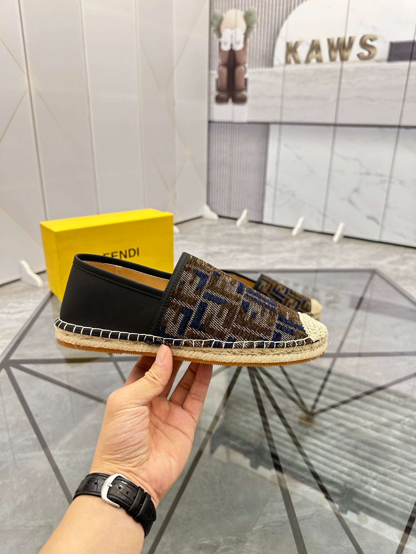 LuxluxHouse Best Quality Shoes Fendi