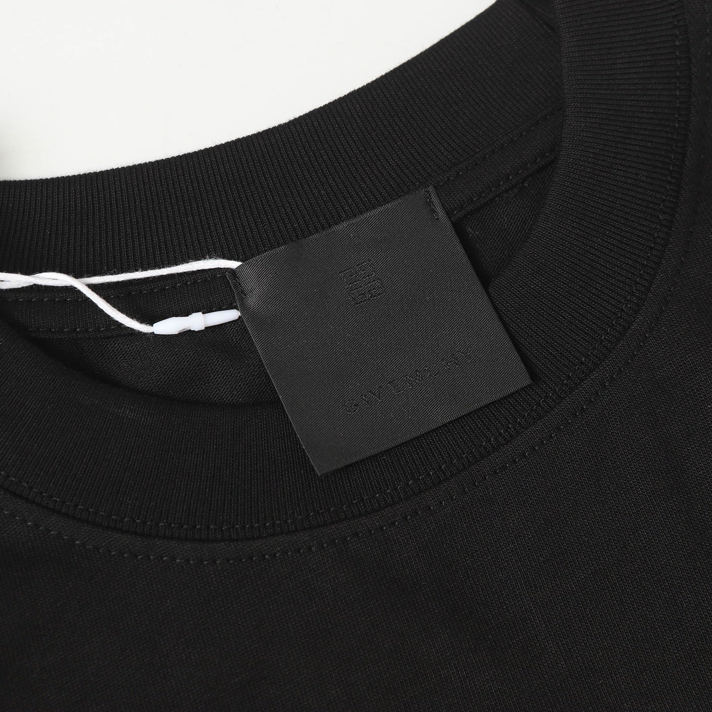 LuxluxHouse Best Quality Clothes Givenchy T-shirt