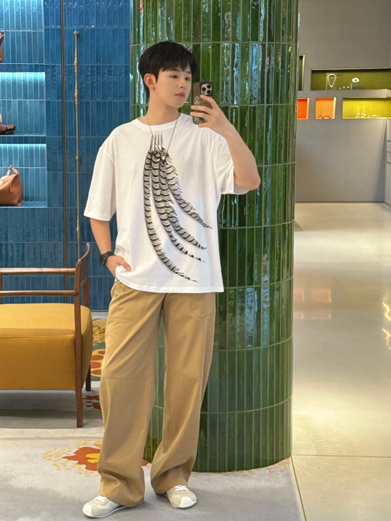 LuxluxHouse Best Quality Clothes T-shirt Loewe