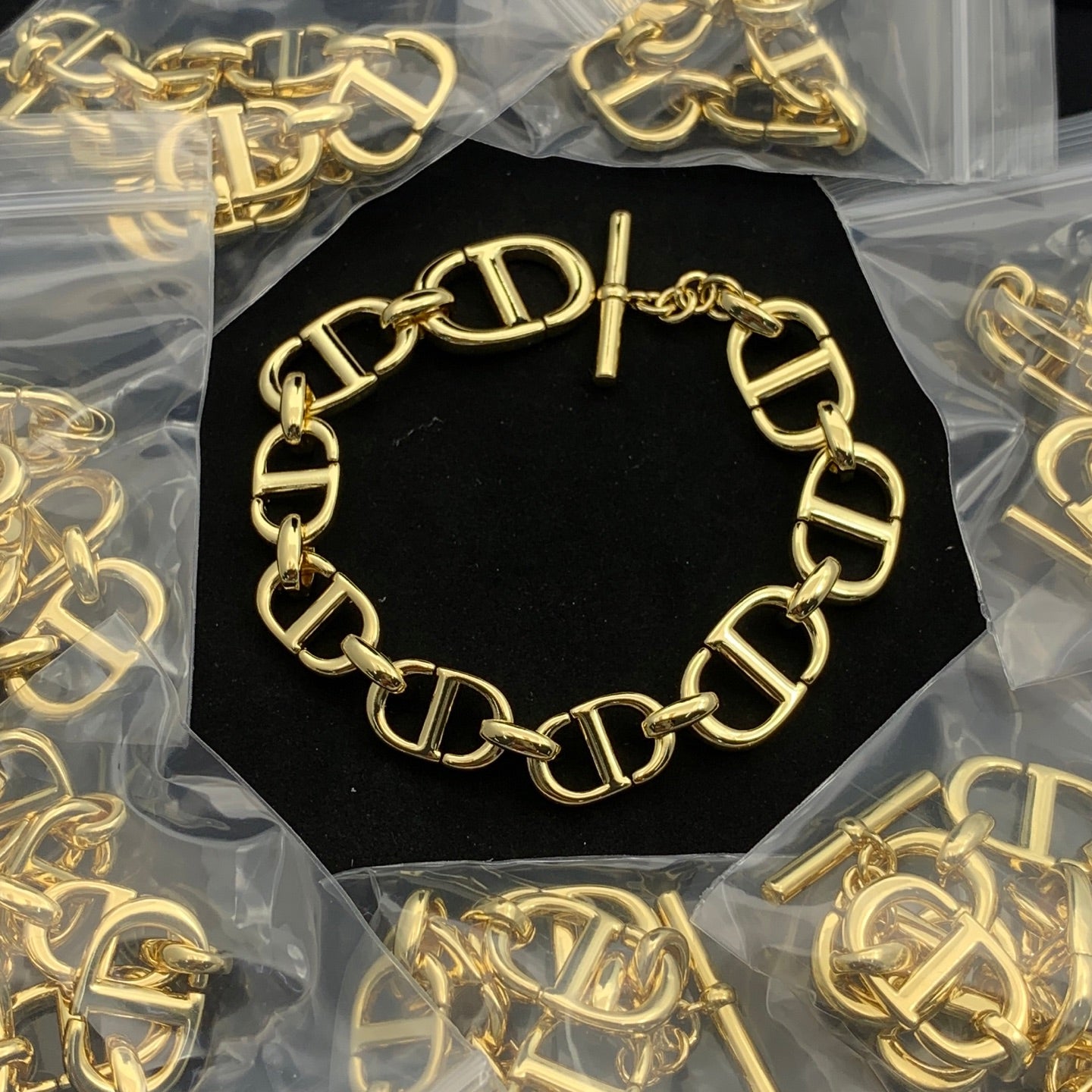 LuxluxHouse Low Price And High Quality Accessories Dior