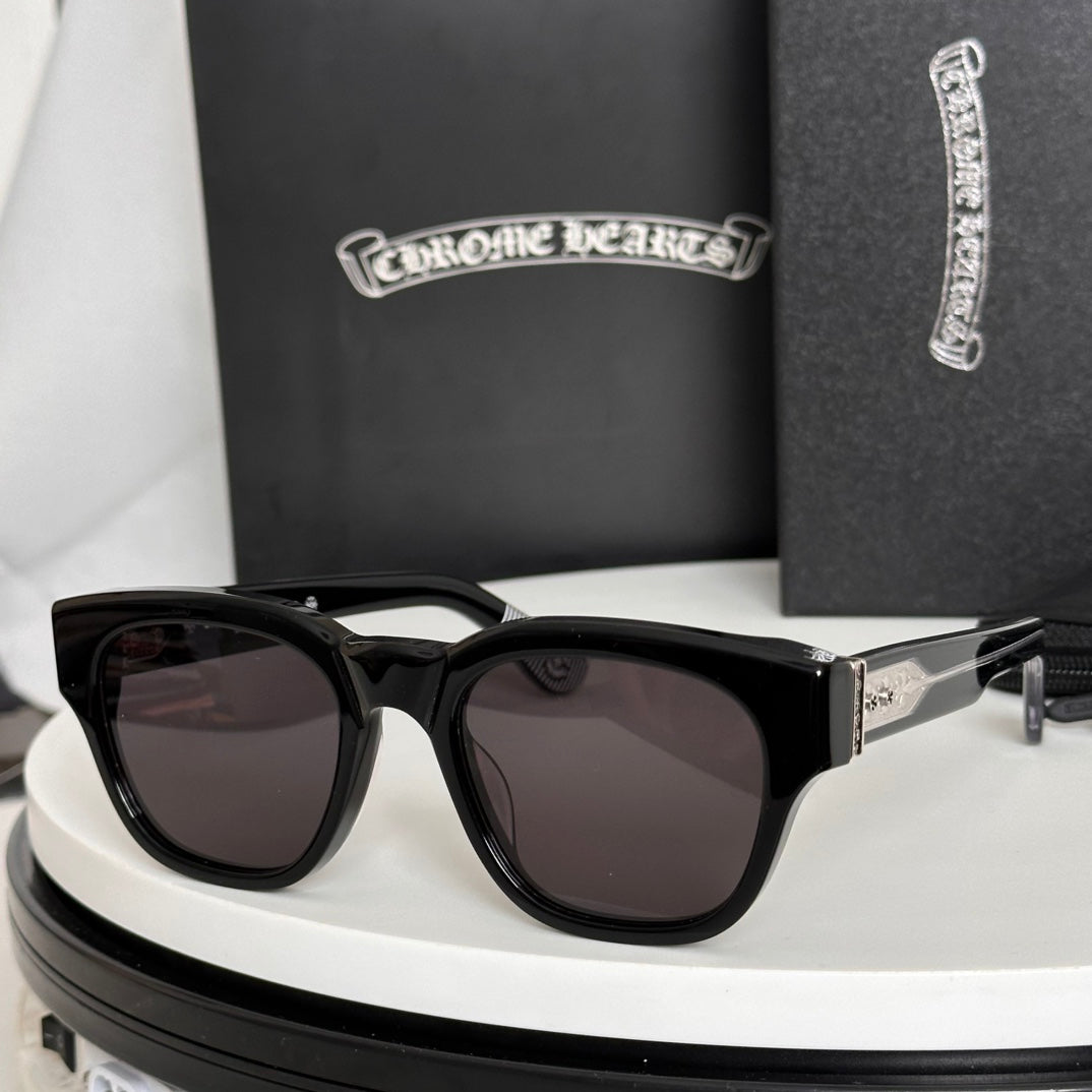 LuxluxHouse Best Quality Glasses Chrome Hearts