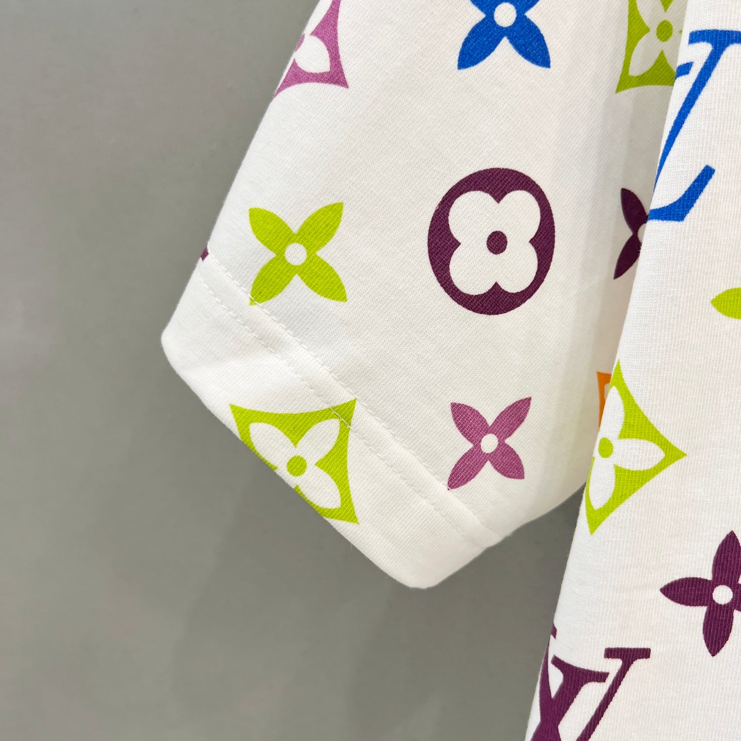 LuxluxHouse Best Quality Clothes T-shirt Louis Vuitton