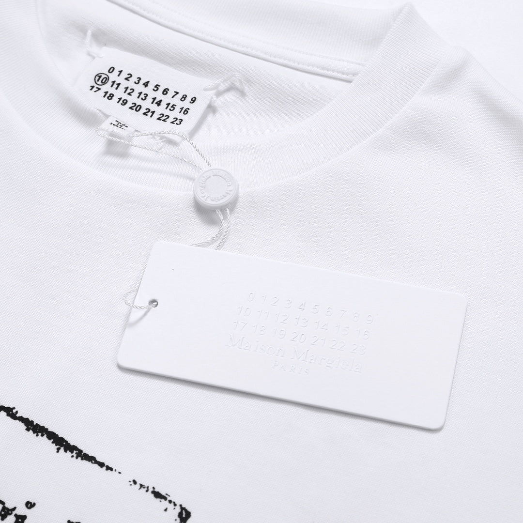 LuxluxHouse Best Quality Clothes T-shirt Chanel & Maison Margiela