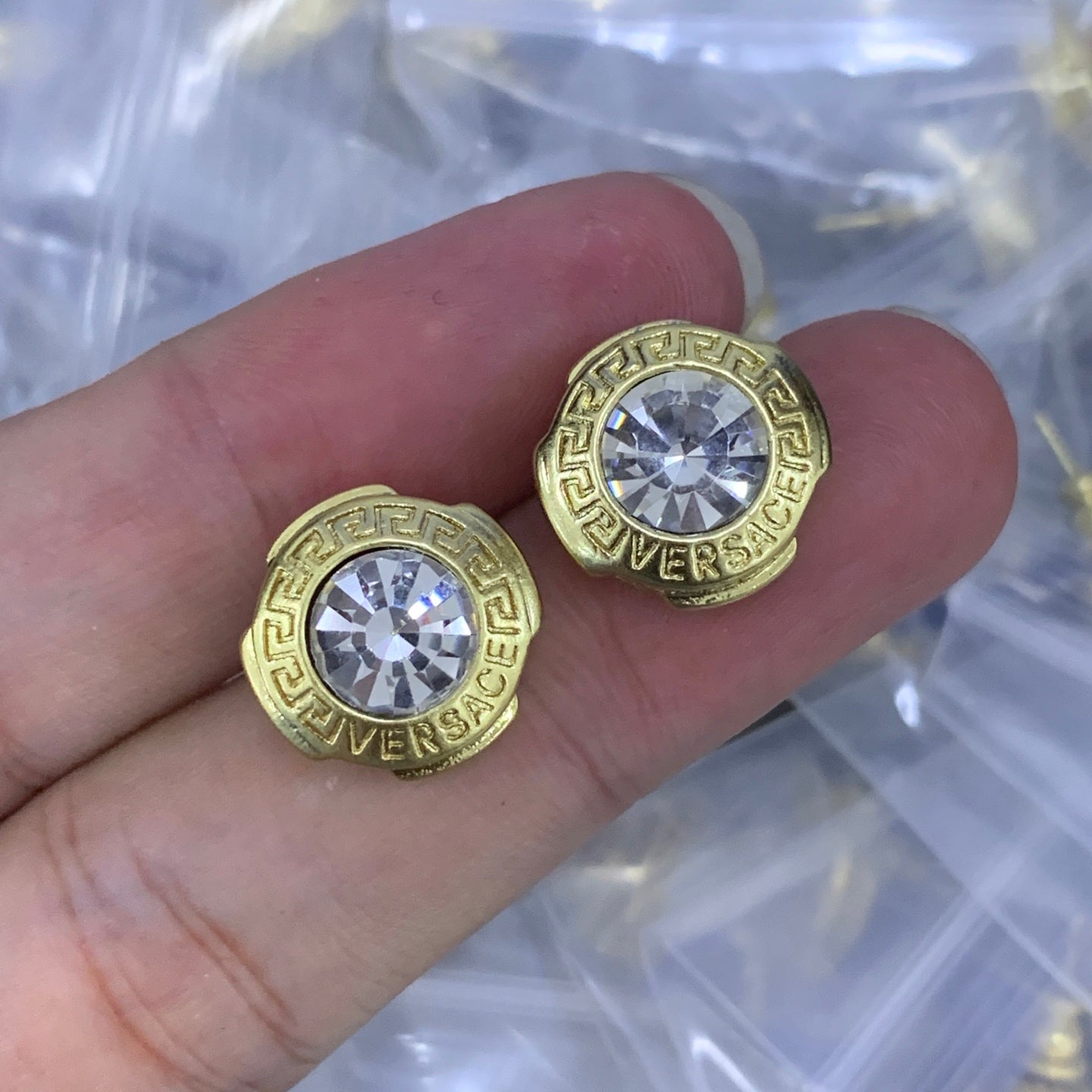 LuxluxHouse Low Price And High Quality Accessories Versace