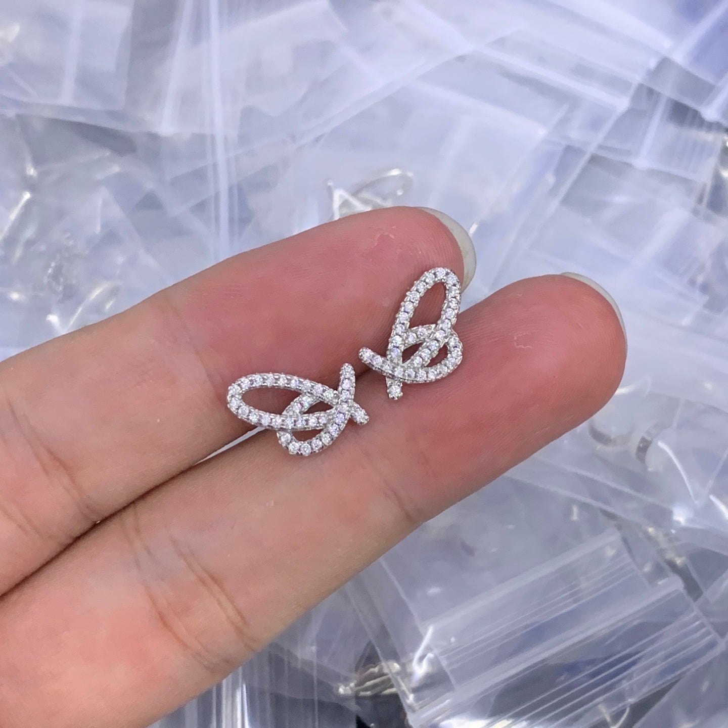 LuxluxHouse Low Price And High Quality Accessories Tiffany