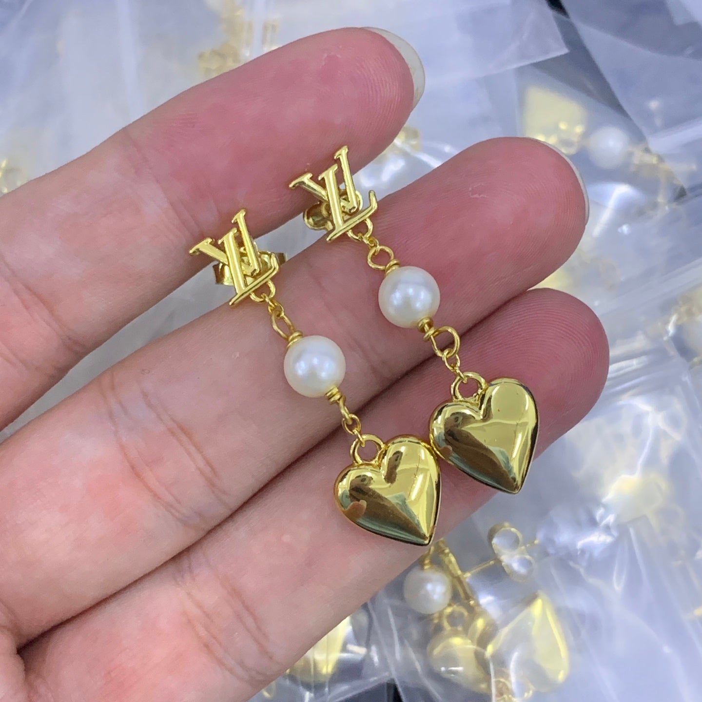 LuxluxHouse Low Price And High Quality Accessories Louis Vuitton