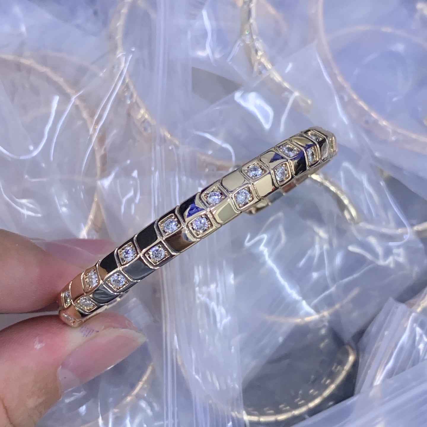 LuxluxHouse Low Price And High Quality Accessories Louis Vuitton