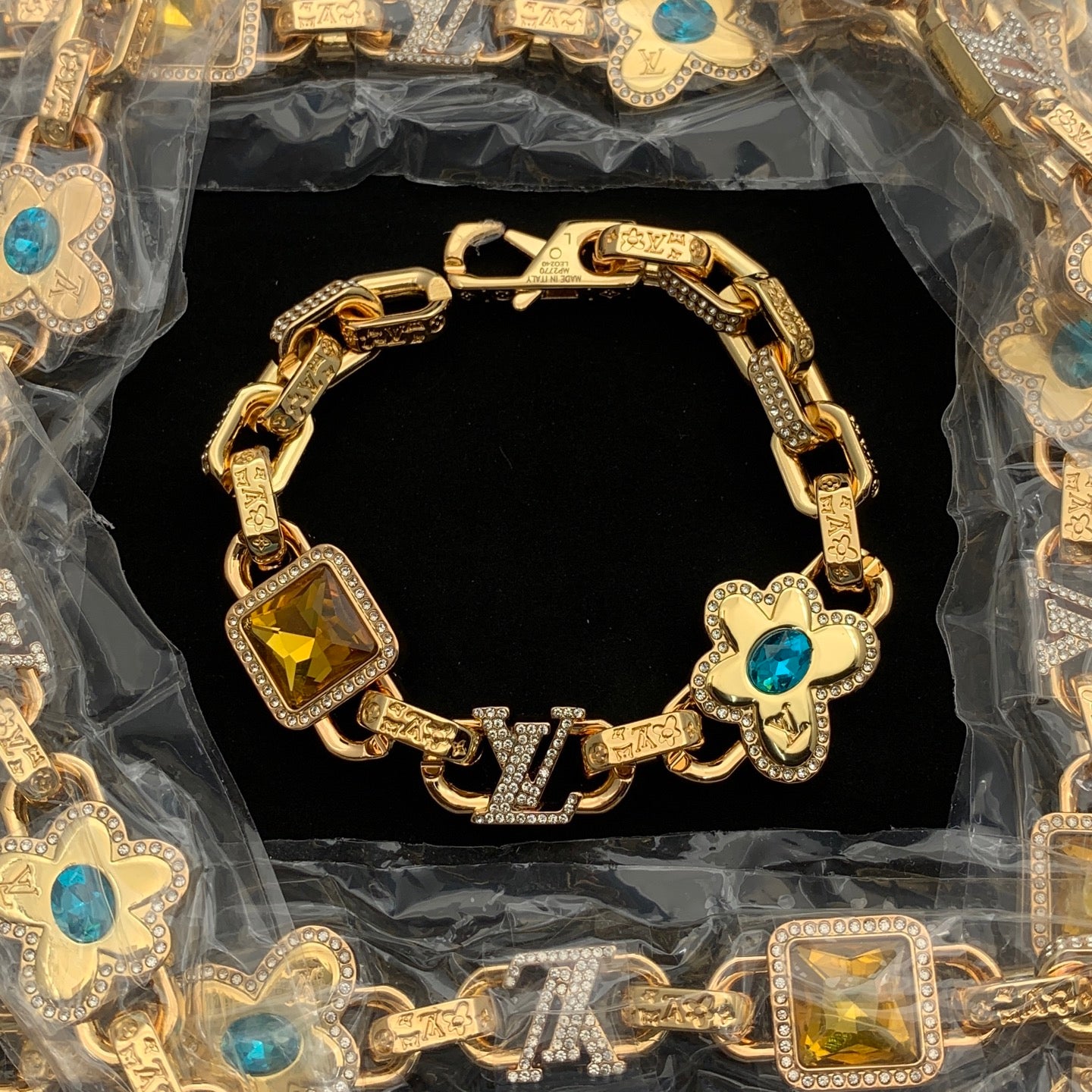 LuxluxHouse Low Price And High Quality Accessories Louis Vuitton