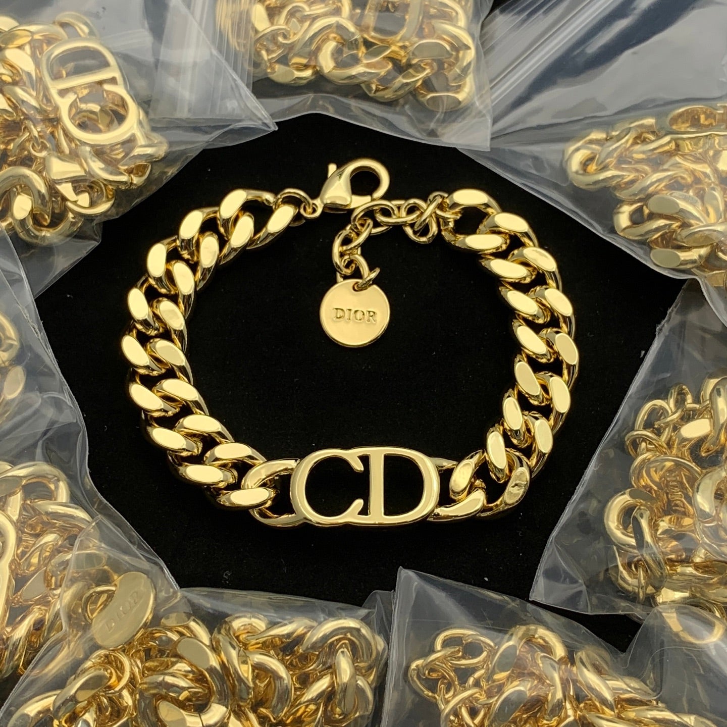 LuxluxHouse Low Price And High Quality Accessories Dior