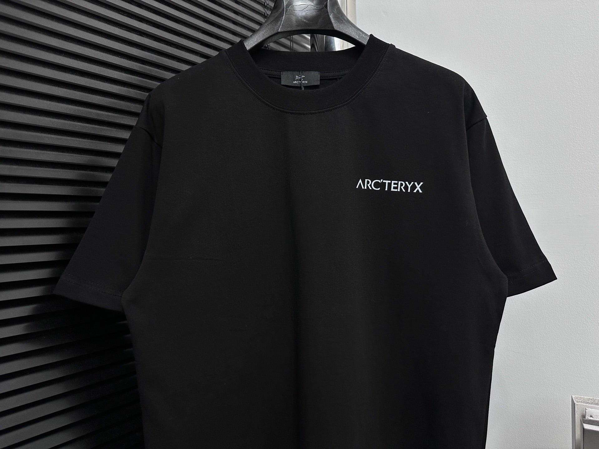 LuxluxHouse Best Quality Clothes T-shirt Arcteryx