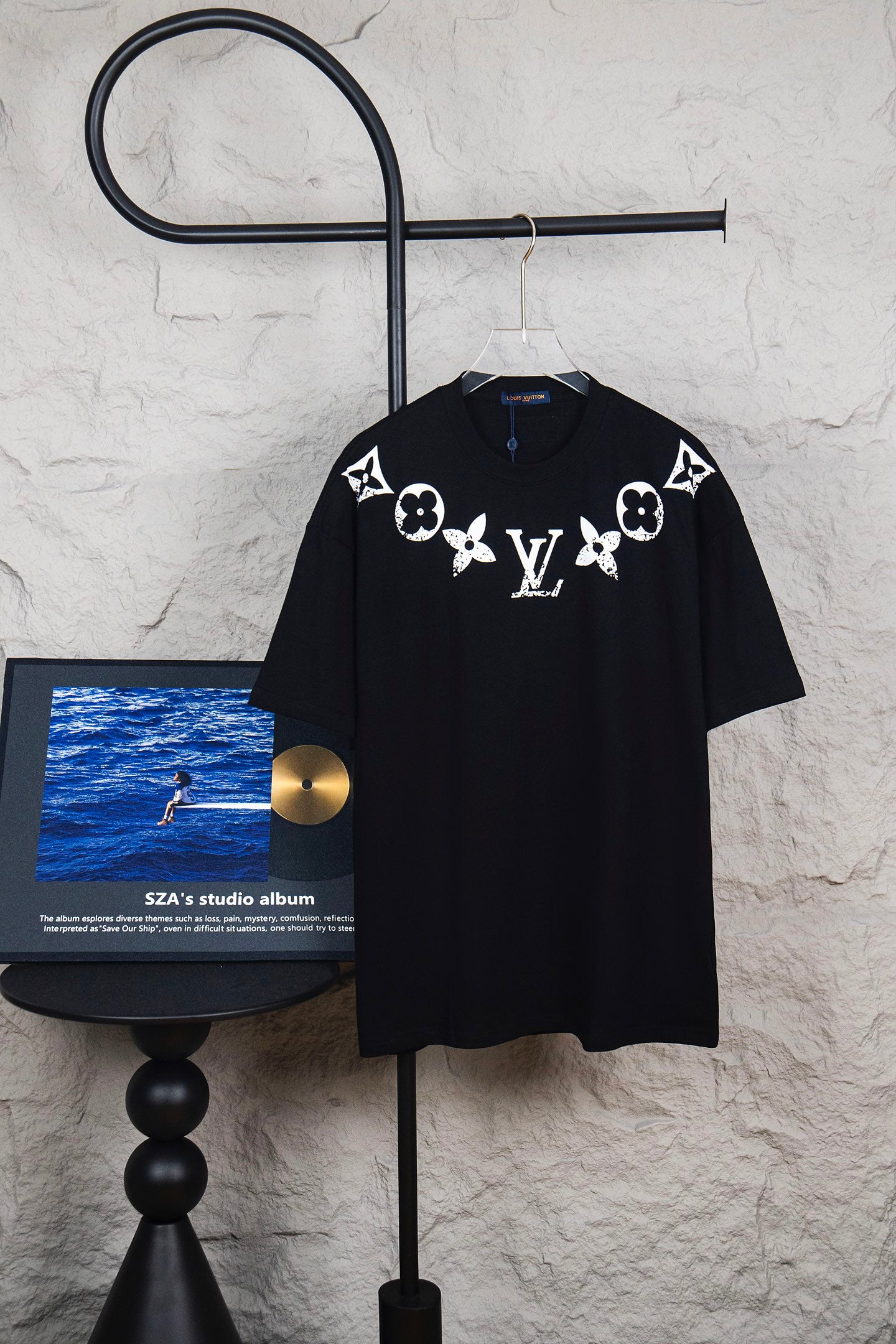 LuxluxHouse Best Quality Clothes T-shirt Louis Vuitton