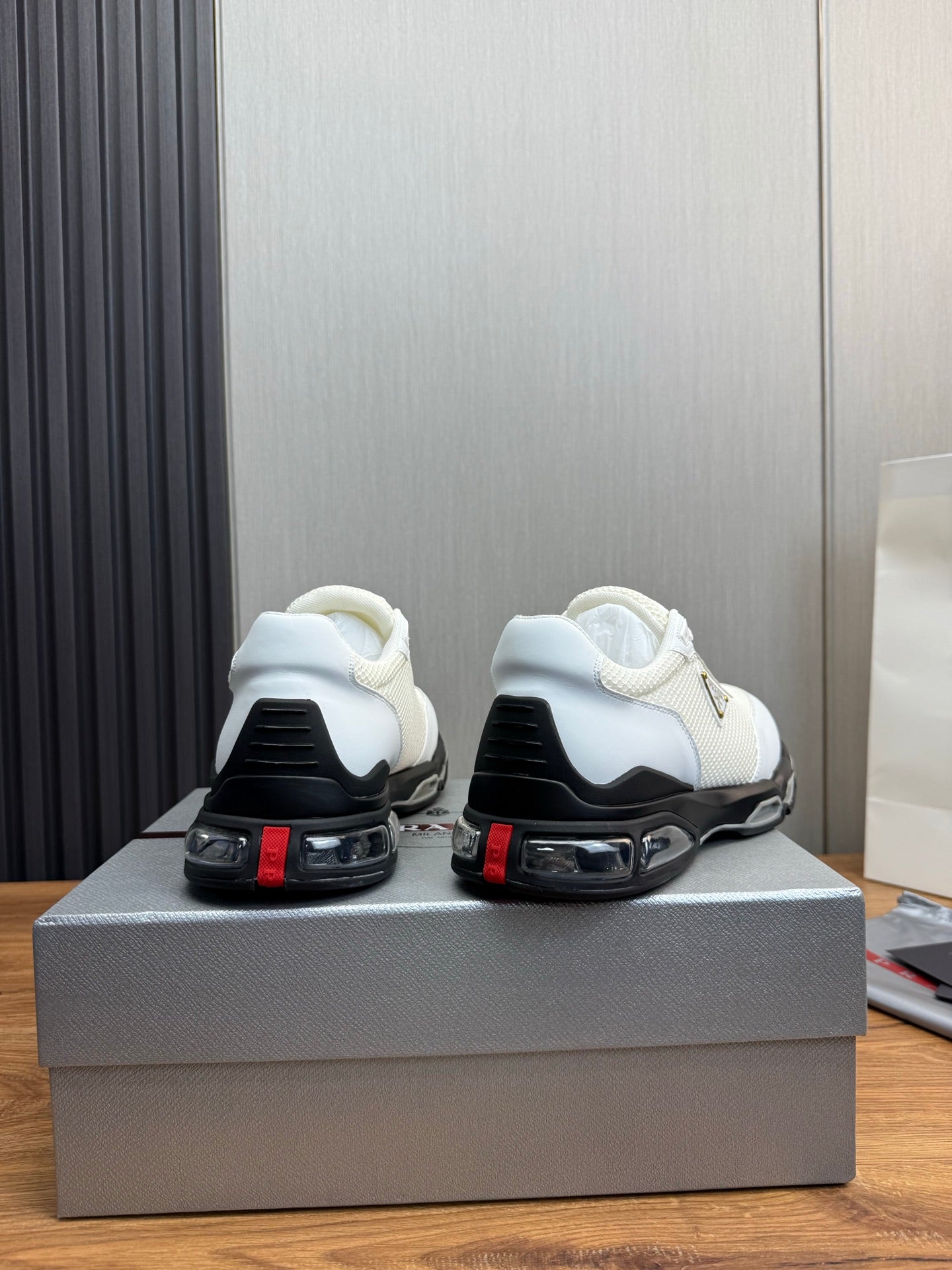 LuxluxHouse Best Quality Shoes Prada