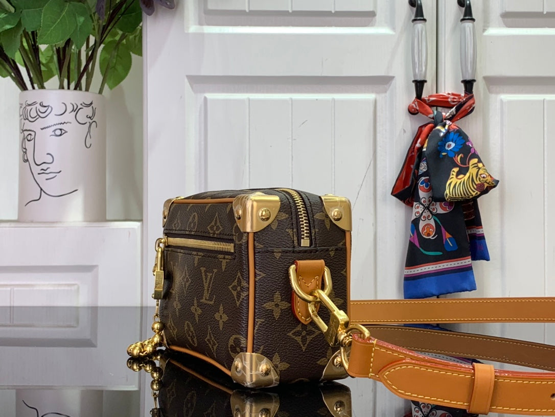 LuxluxHouse Best Quality Bags Louis Vuitton Women Men