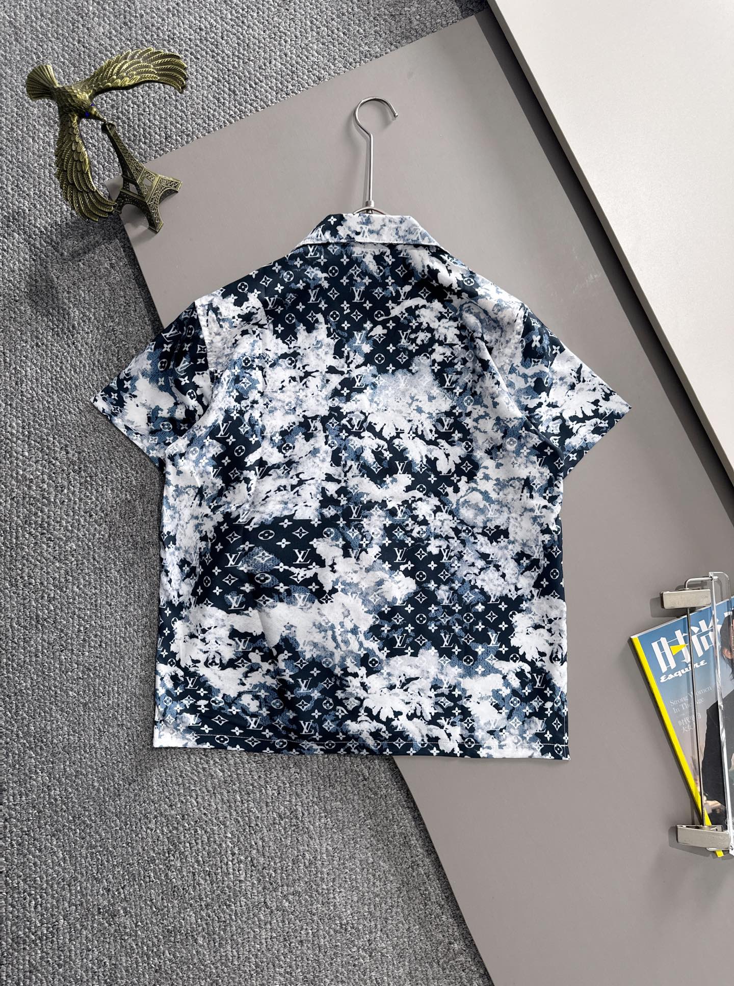 LuxluxHouse Best Quality Clothes T-shirt Louis Vuitton