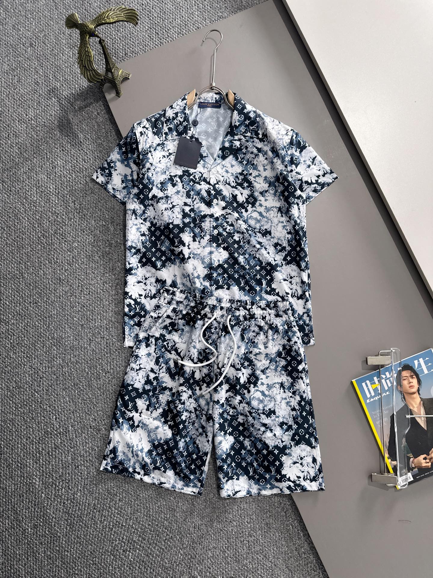 LuxluxHouse Best Quality Clothes T-shirt Louis Vuitton