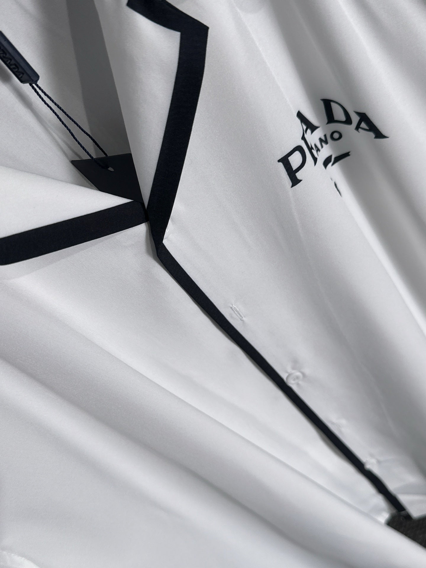 LuxluxHouse Best Quality Clothes Shirts&Polo Prada