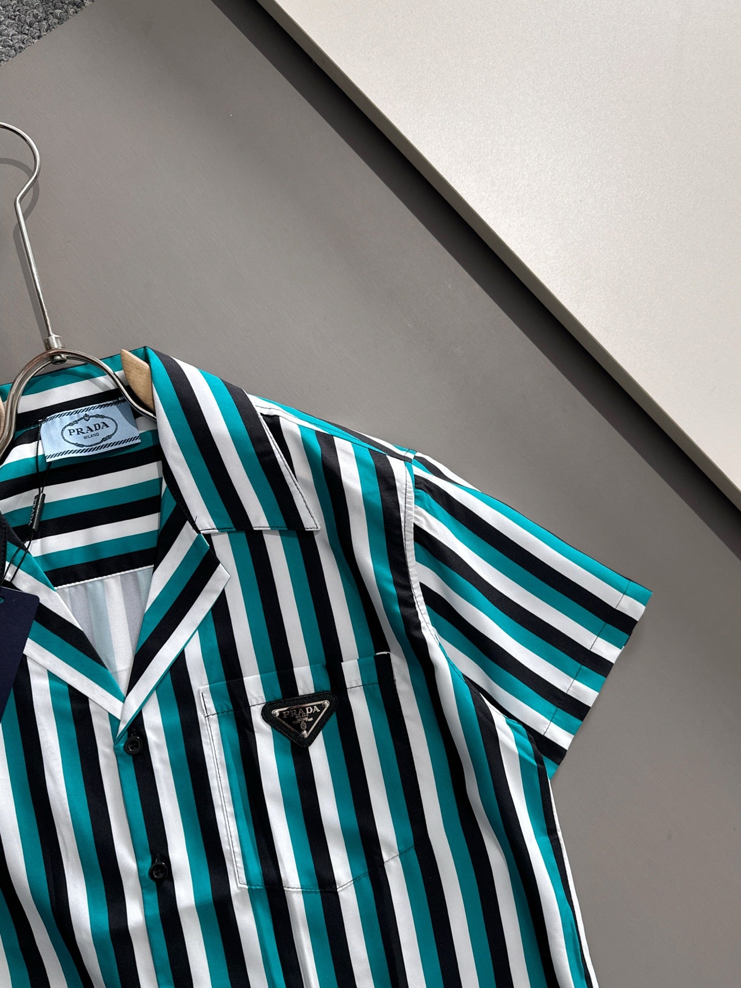 LuxluxHouse Best Quality Clothes Shirts&Polo Prada