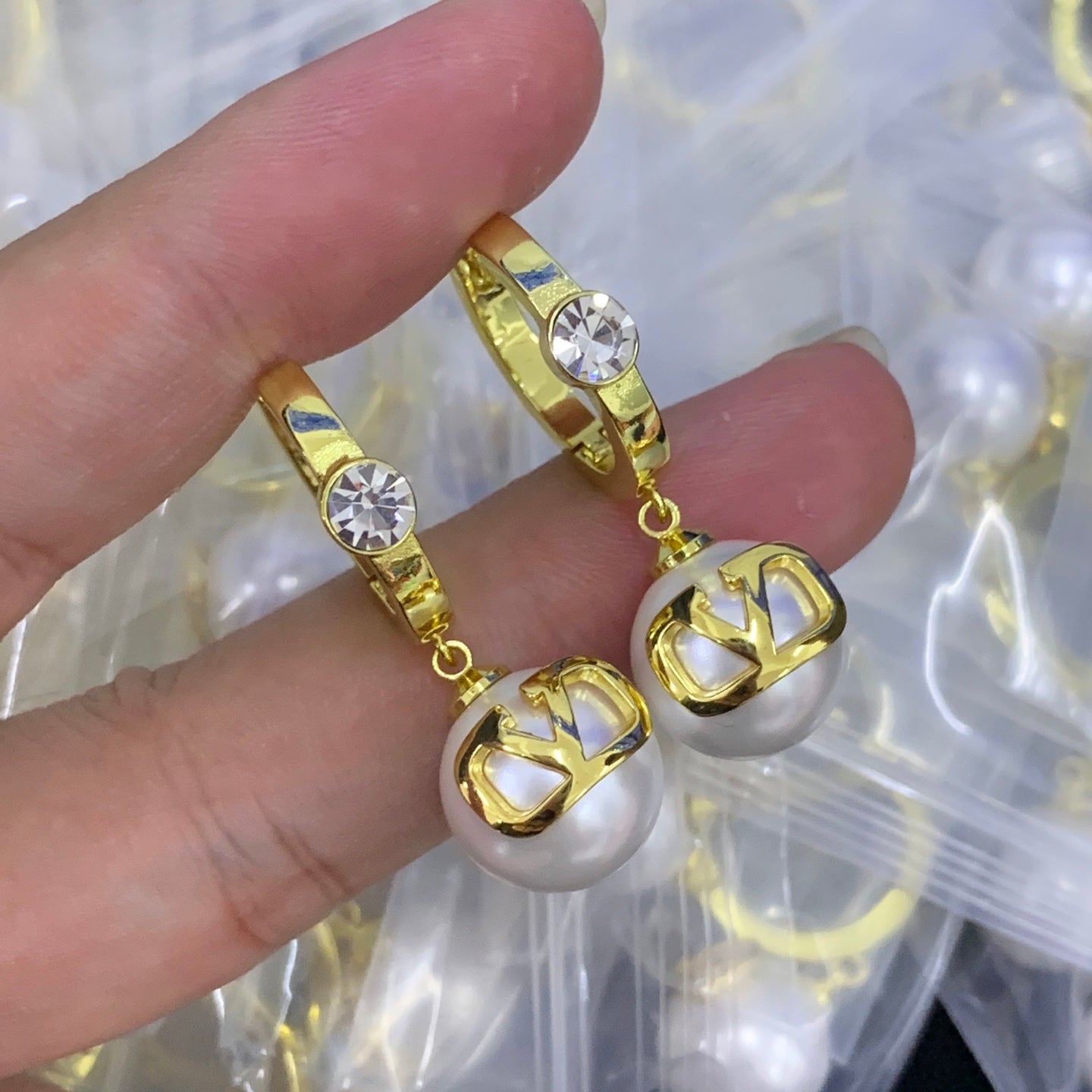 LuxluxHouse Low Price And High Quality Accessories Valentino