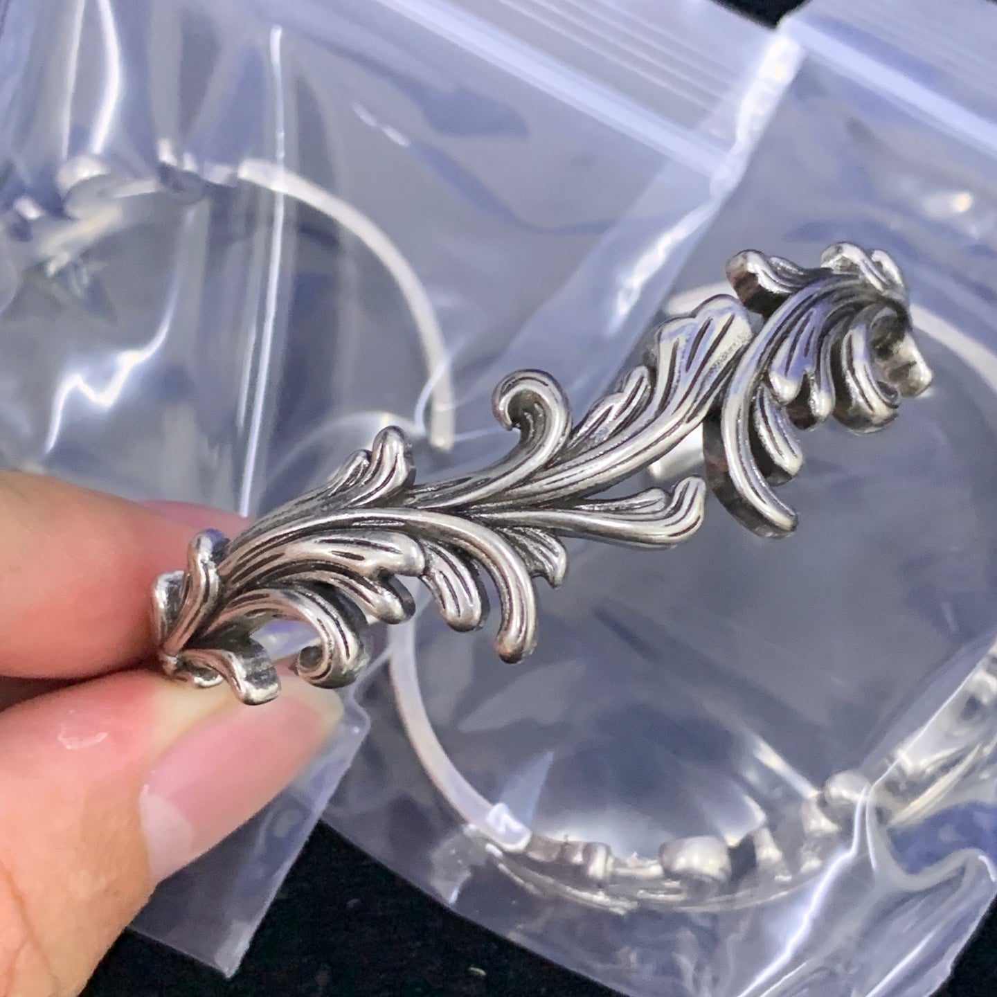 LuxluxHouse Low Price And High Quality Accessories Versace