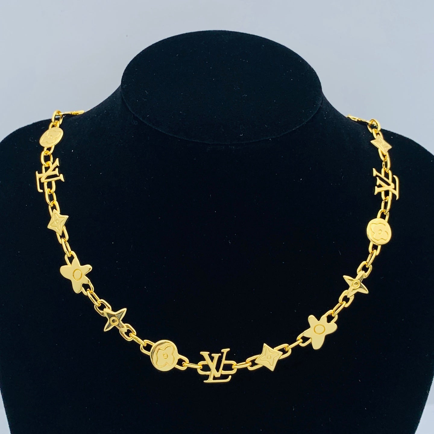 LuxluxHouse Low Price And High Quality Accessories Louis Vuitton