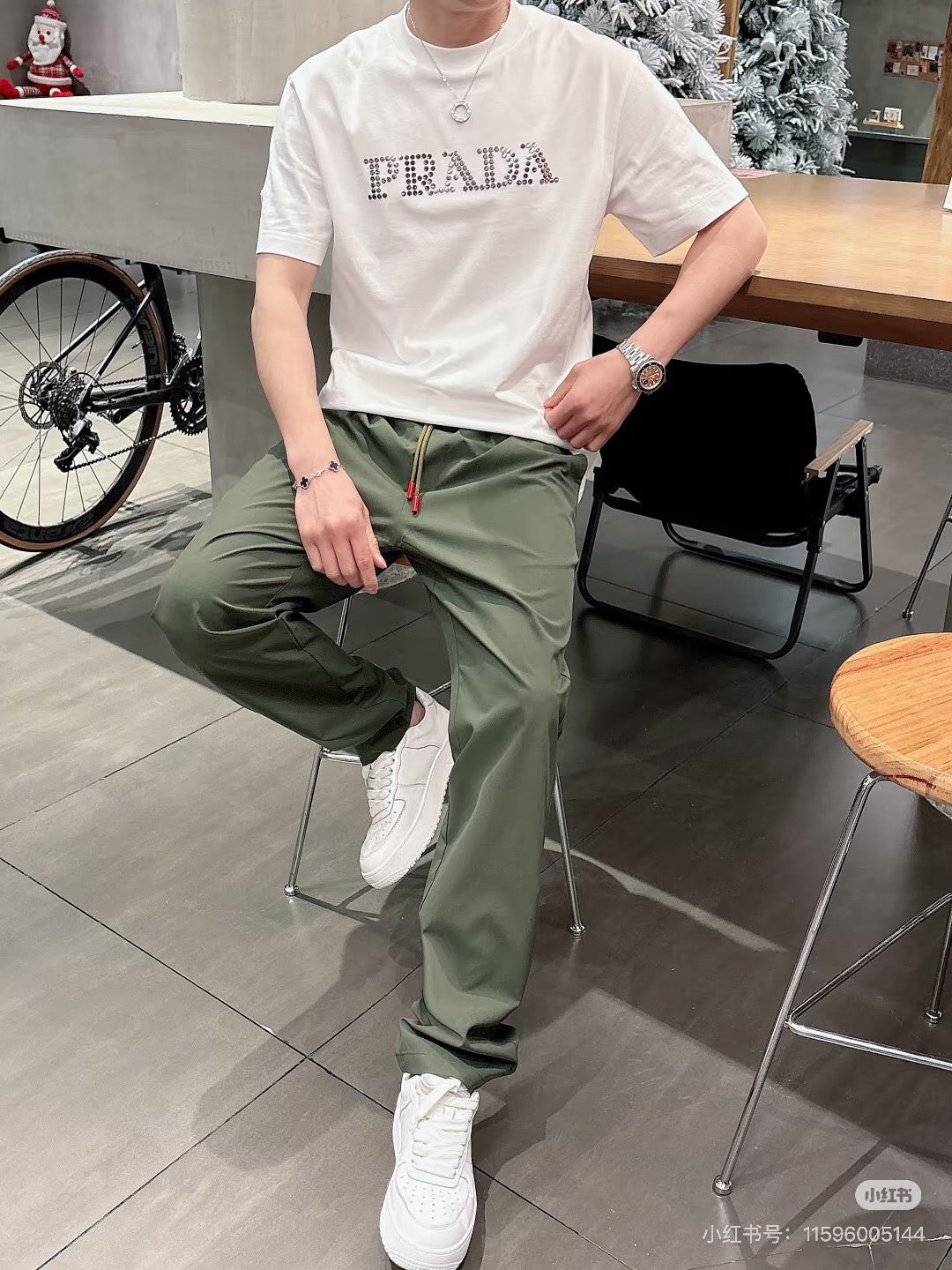 LuxluxHouse Best Quality Clothes T-shirt Prada