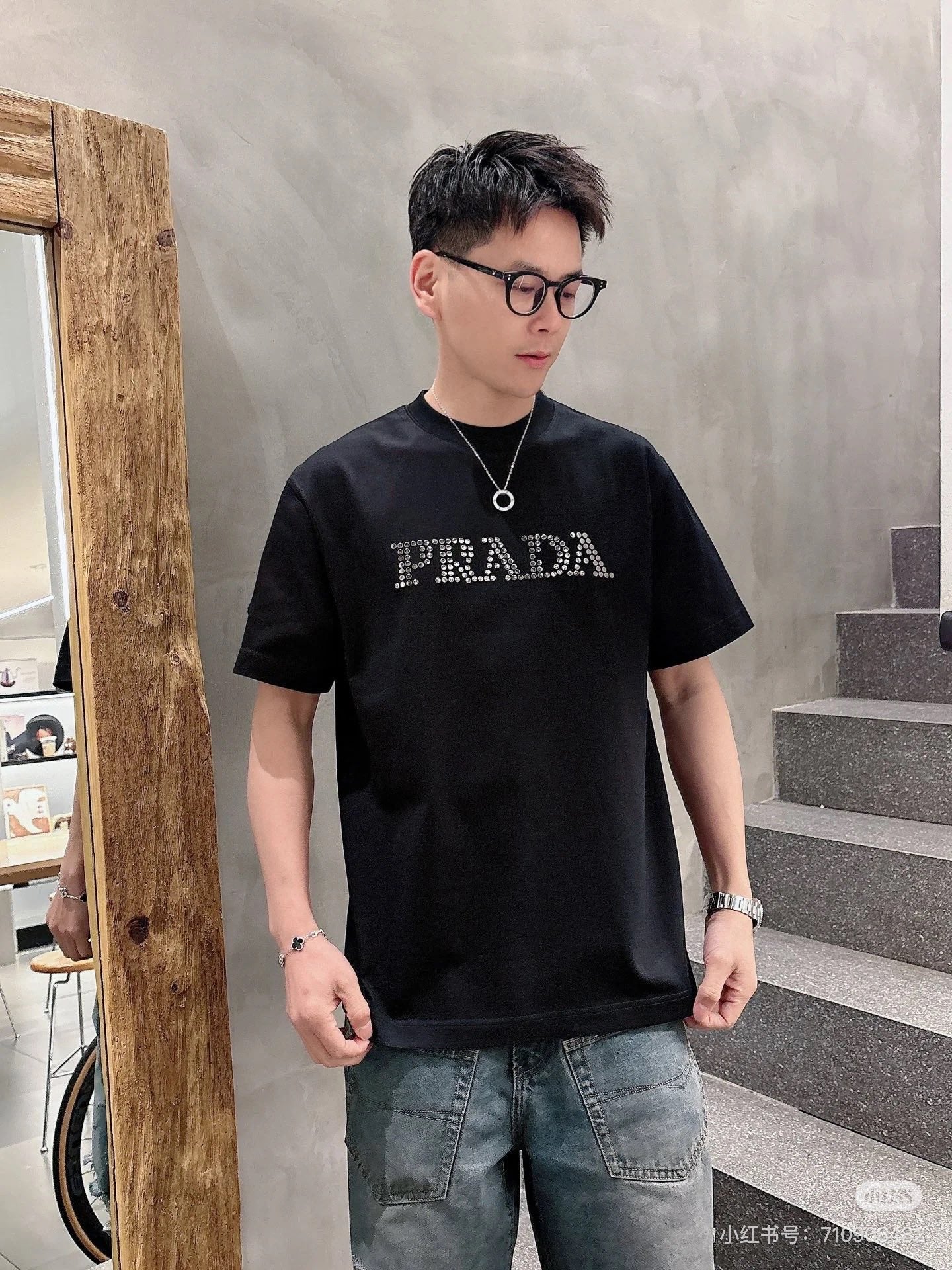LuxluxHouse Best Quality Clothes T-shirt Prada