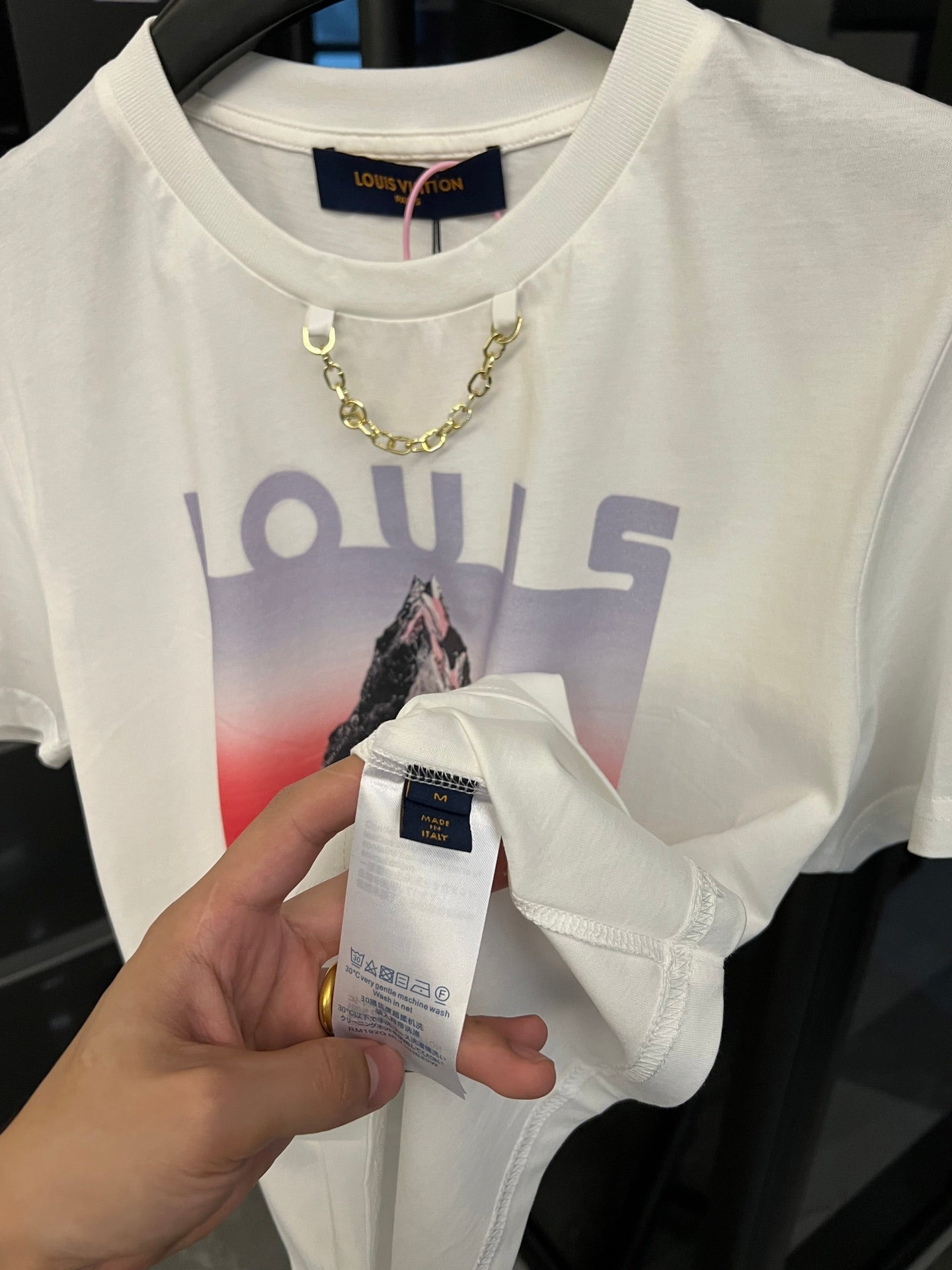 LuxluxHouse Best Quality Clothes T-shirt Louis Vuitton