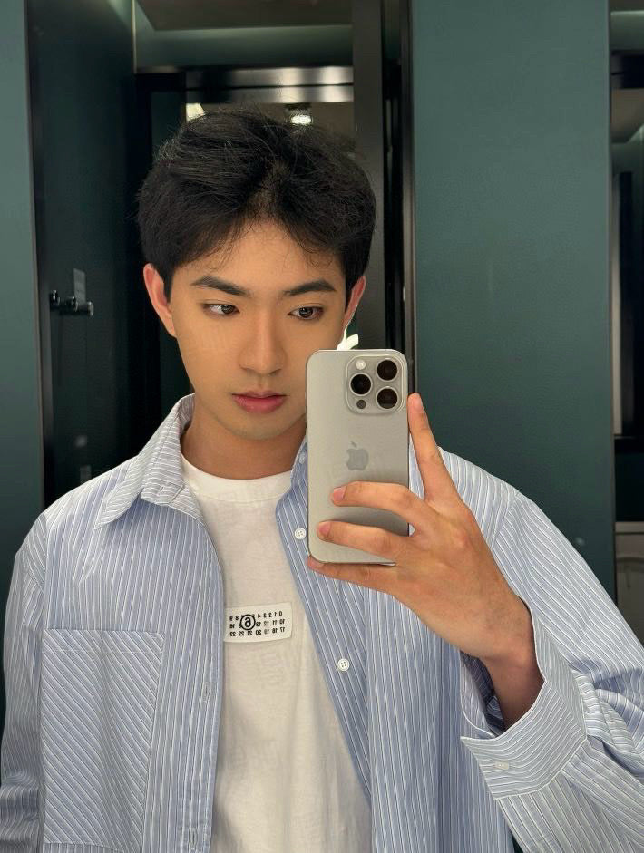 LuxluxHouse Best Quality Clothes T-shirt Chanel & Maison Margiela