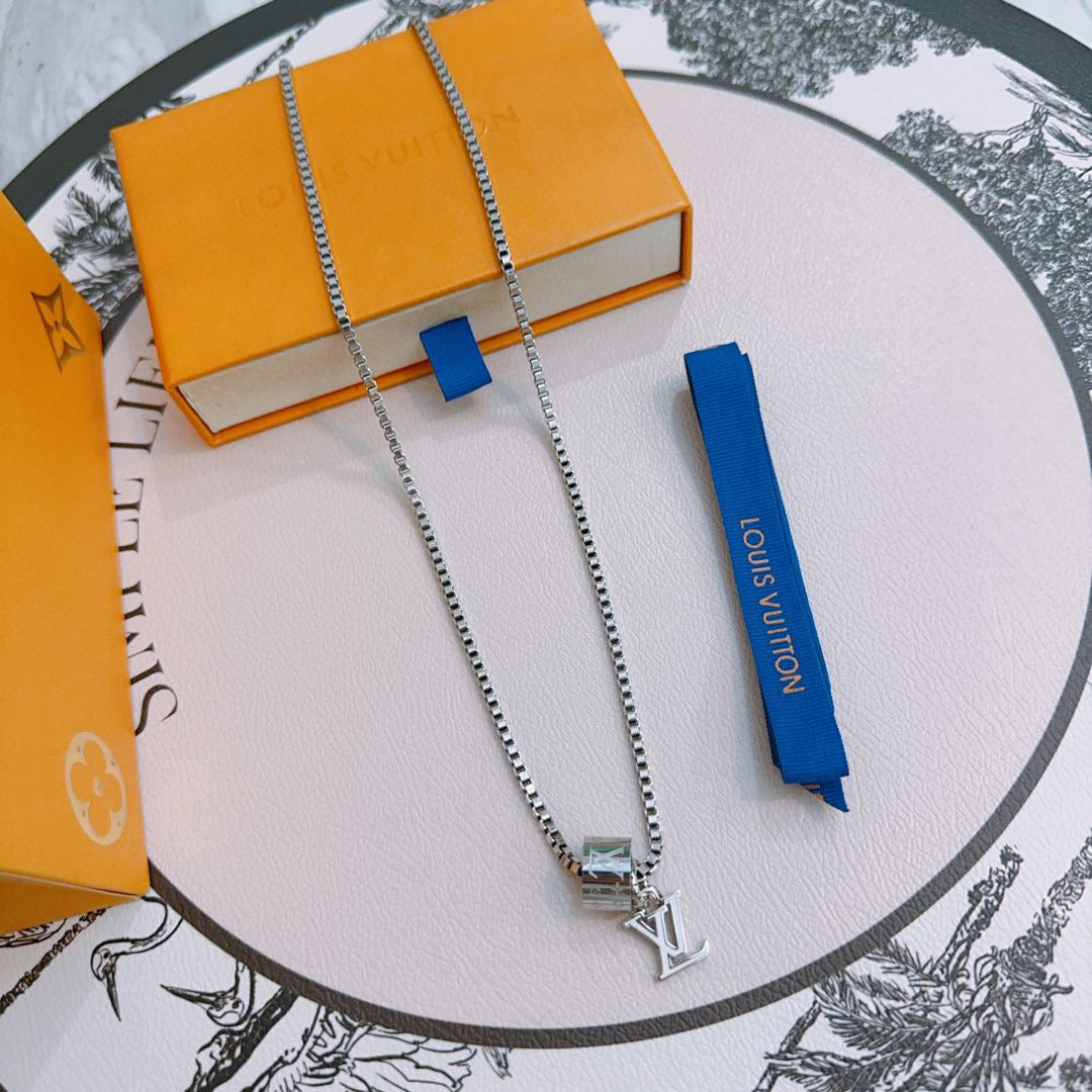 LuxluxHouse Best Quality Accessories Necklace Louis Vuitton